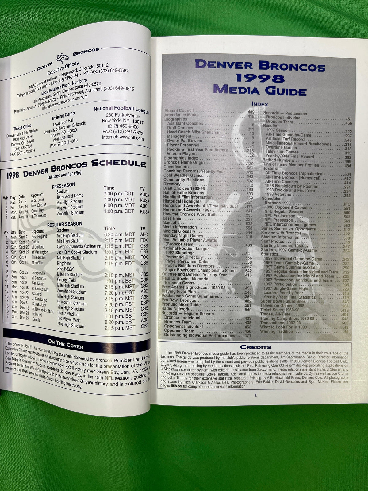 NFL Denver Broncos Vintage 1998 Media Guide Press Book Collectable