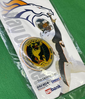 NFL Denver Broncos Ray Crockett #39 Collectable Pin Badge on Card NWT