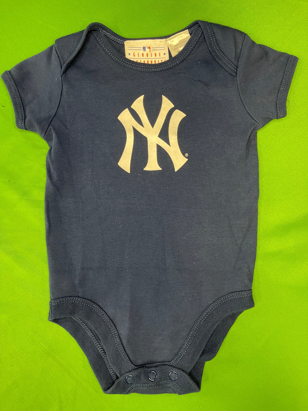 MLB New York Yankees Infant Bodysuit/Vest Newborn 6-9 Months