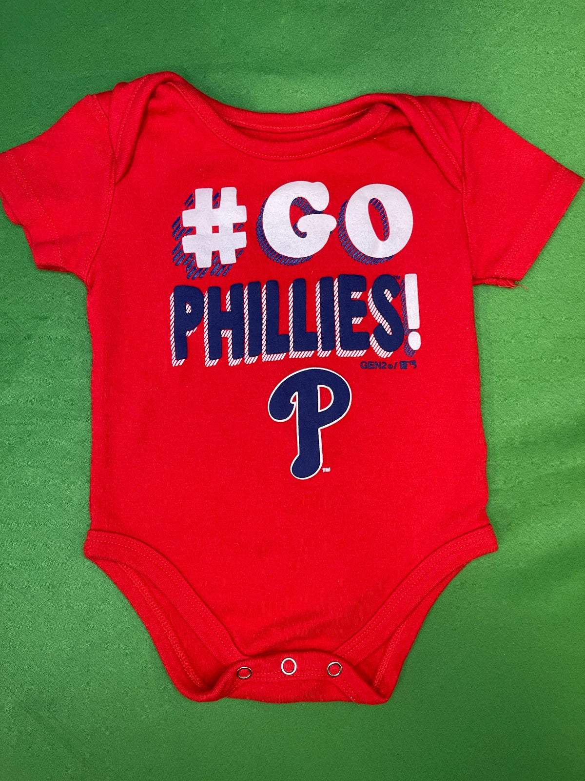 MLB Philadelphia Phillies Red Baby Bodysuit/Vest 3-6 Months