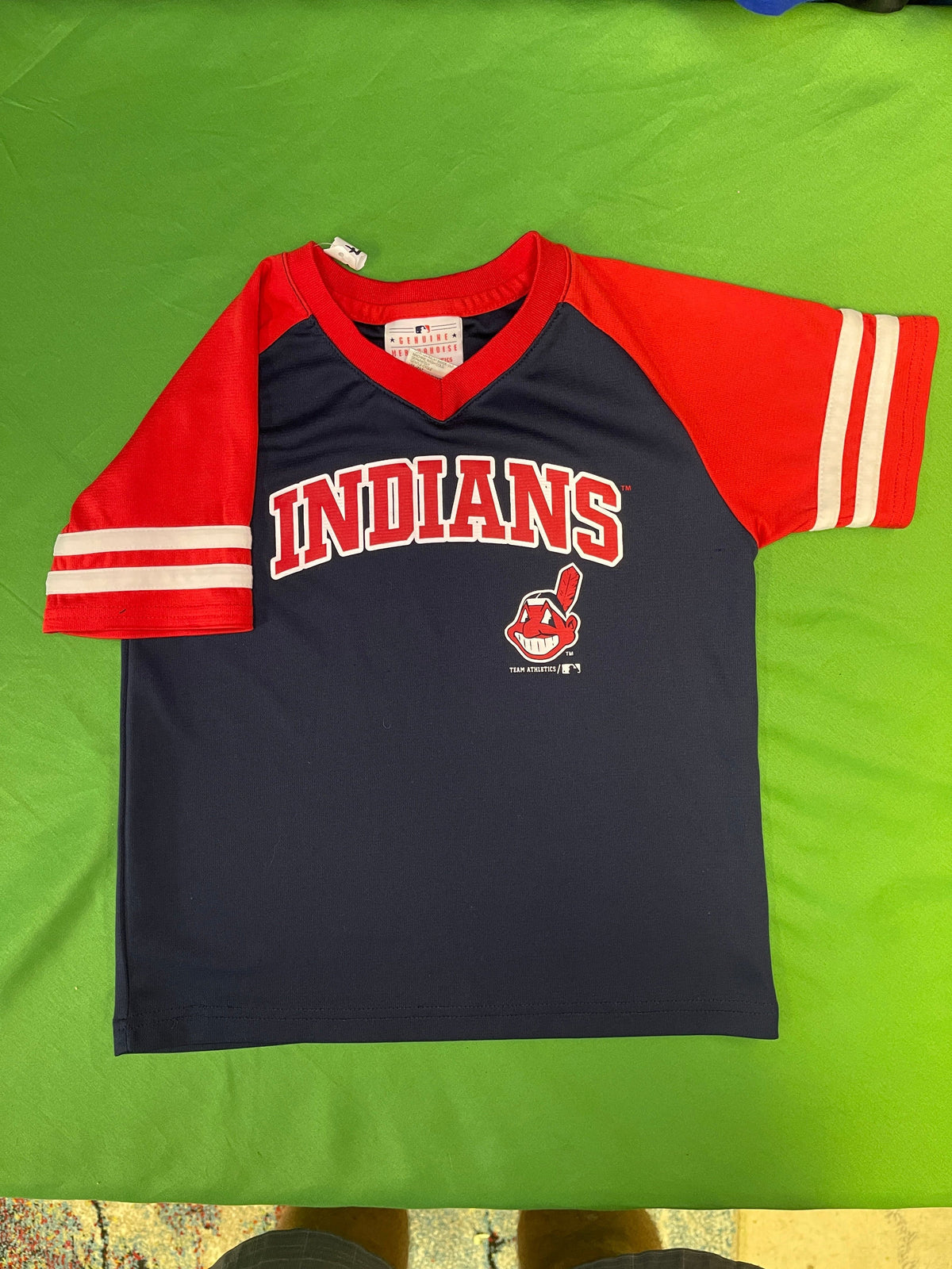 MLB Cleveland Guardians (Indians) Team Athletics Jersey-Style T-Shirt Youth X-Small 5-6