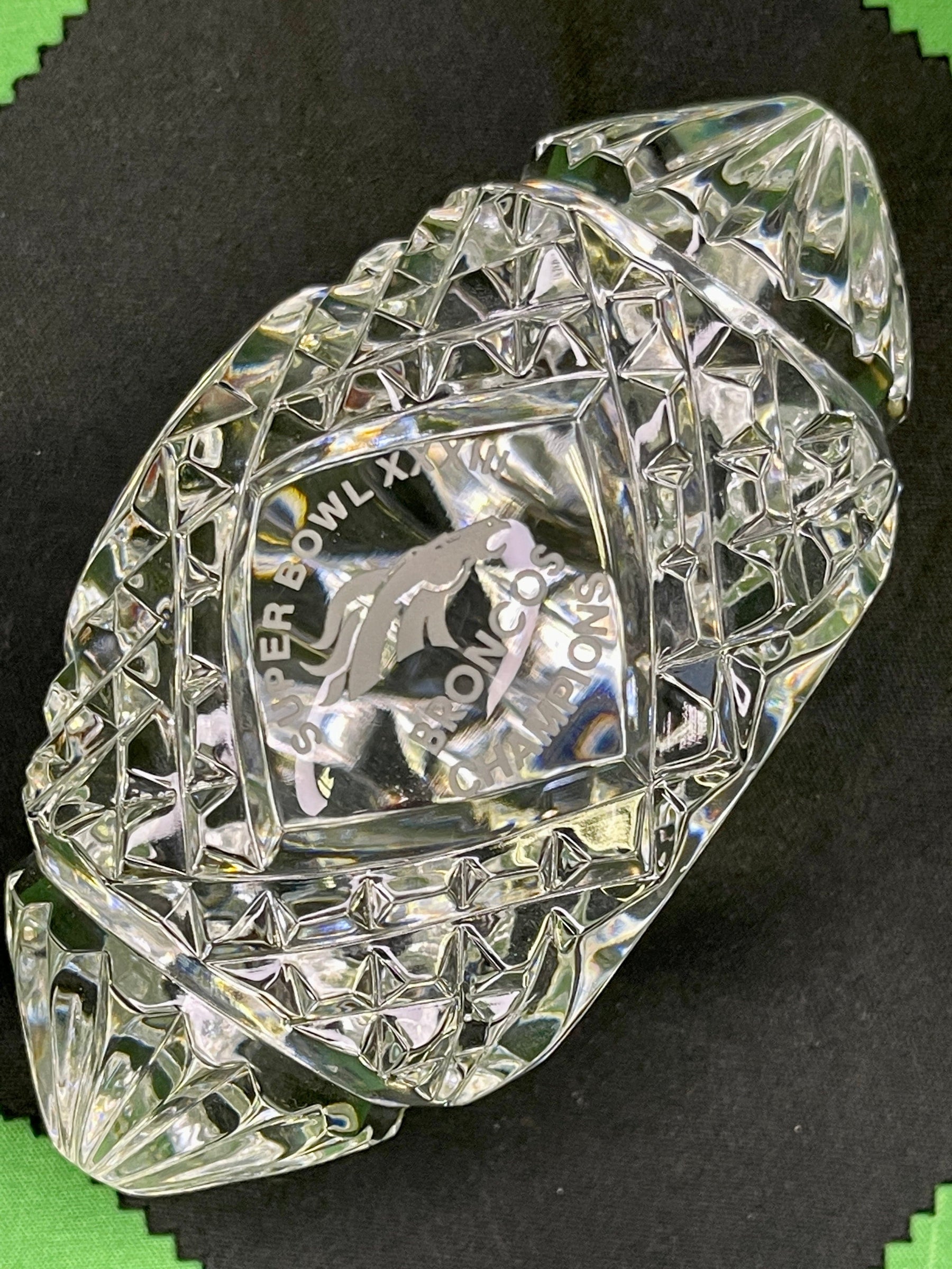 NFL Denver Broncos Waterford Crystal Super Bowl XXXIII Commemorative Souvenir w/Box