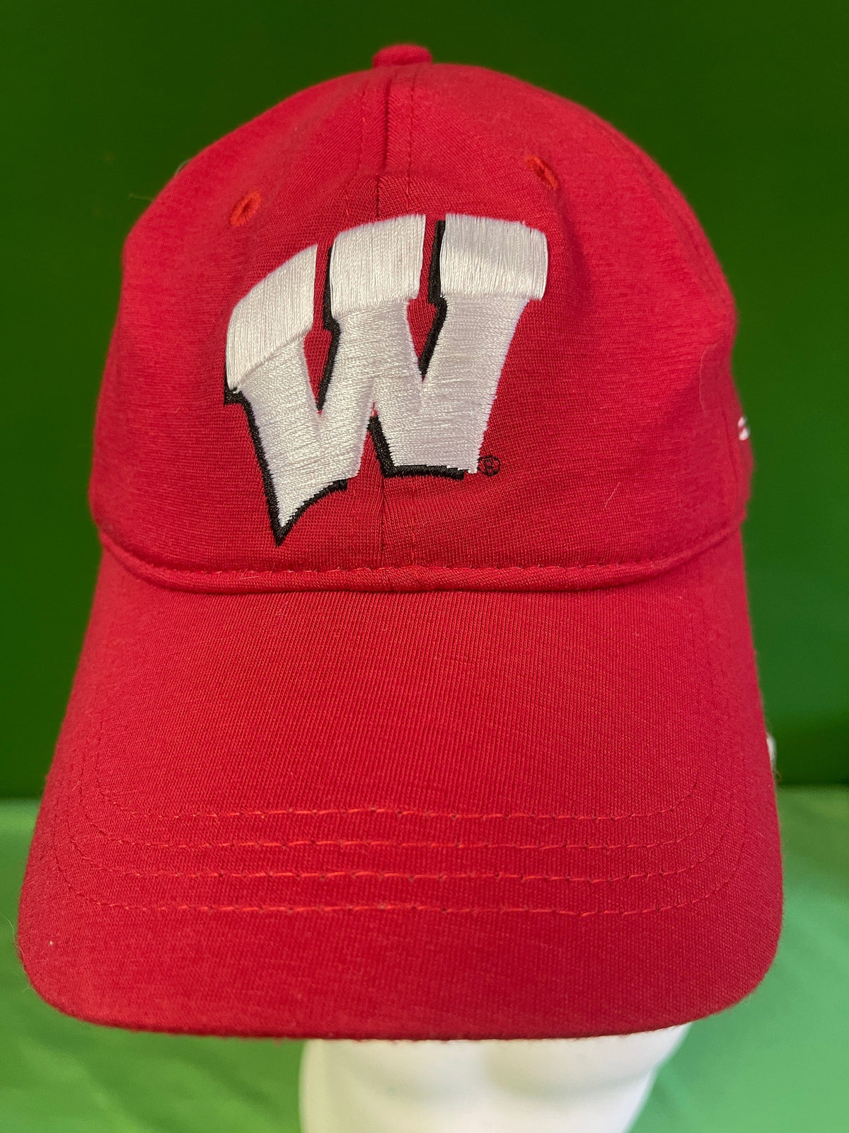 NCAA Wisconsin Badgers Under Armour Strapback Hat/Cap OSFM