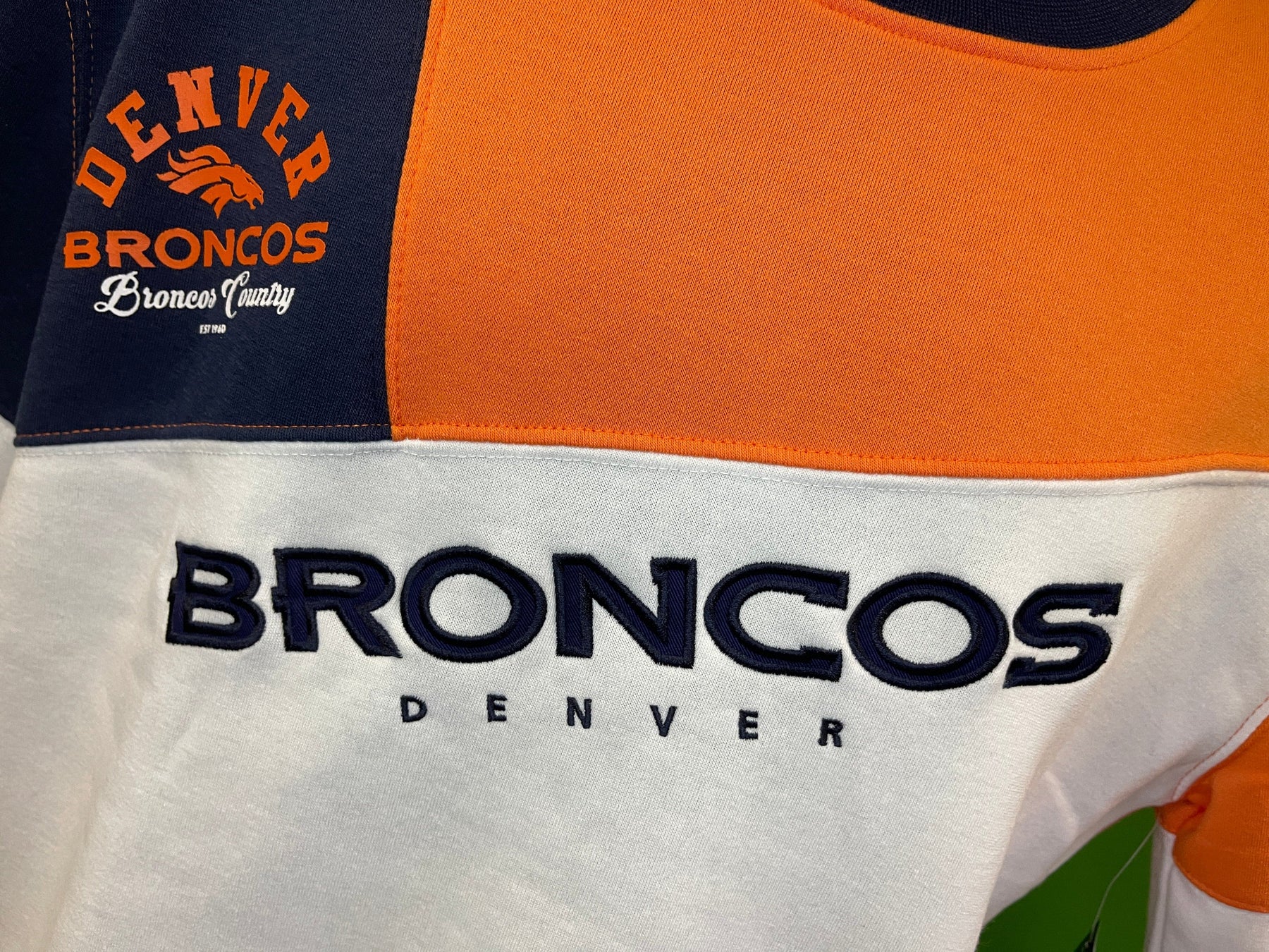 NFL Denver Broncos Colourblock Pullover Sweatshirt Men's Small NWT