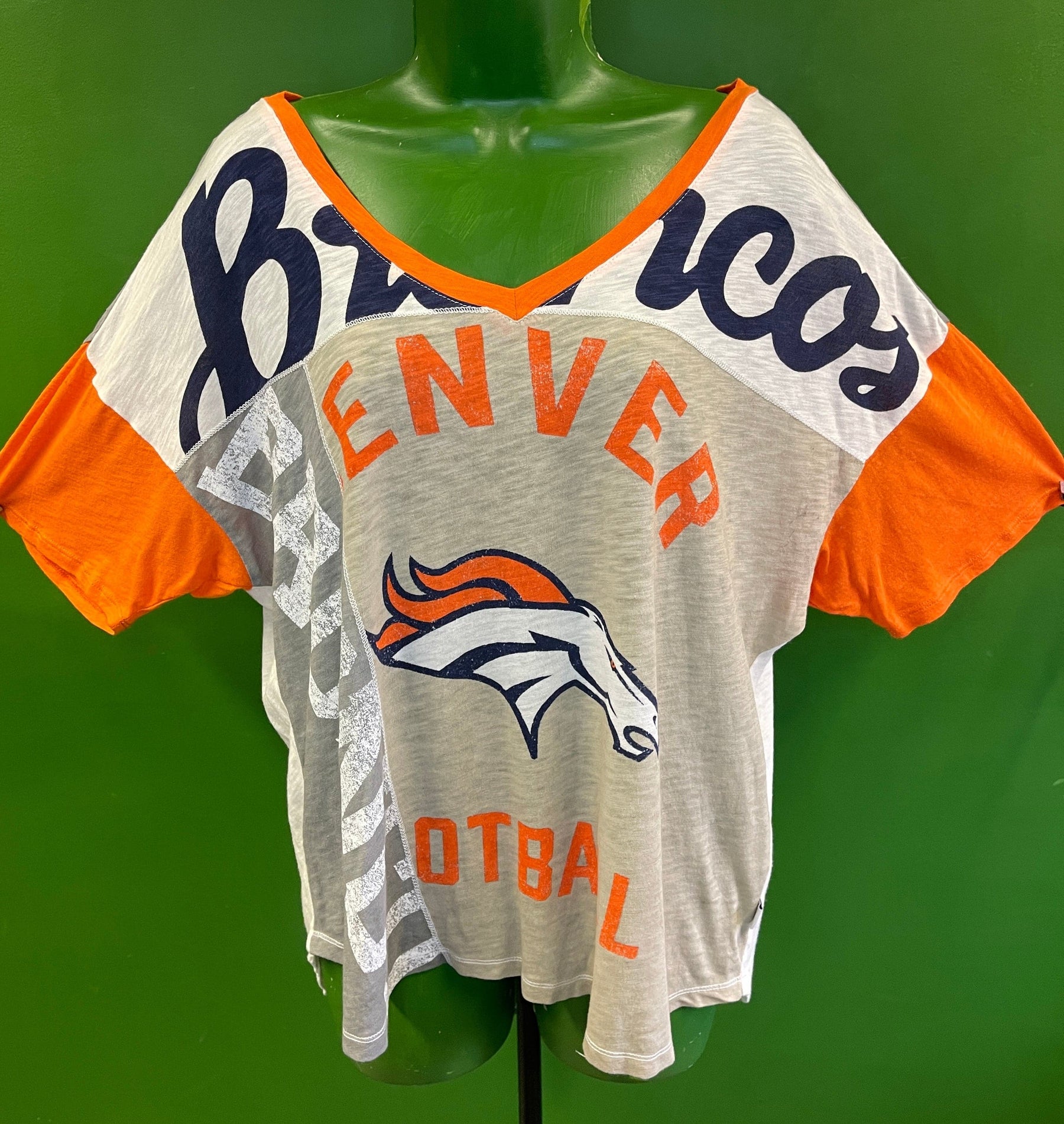NFL Denver Broncos Touch by Alyssa Milano Oversized T-Shirt Women's Medium