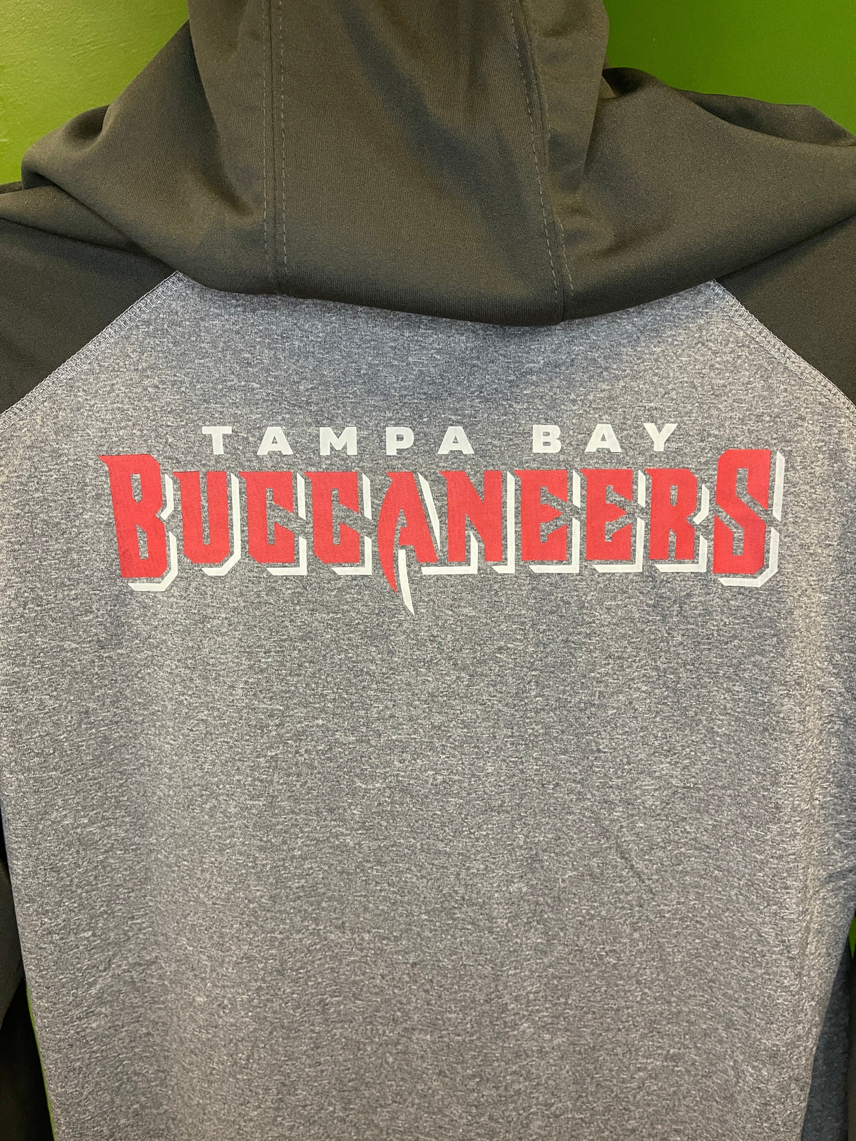 NFL Tampa Bay Buccaneers 1/4 Zip Hooded L/S T-Shirt Men's X-Large NWT