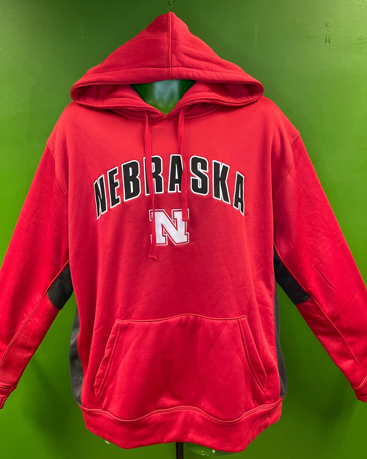 NCAA Nebraska Cornhuskers Colosseum Stitched Pullover Hoodie Men's X-Large