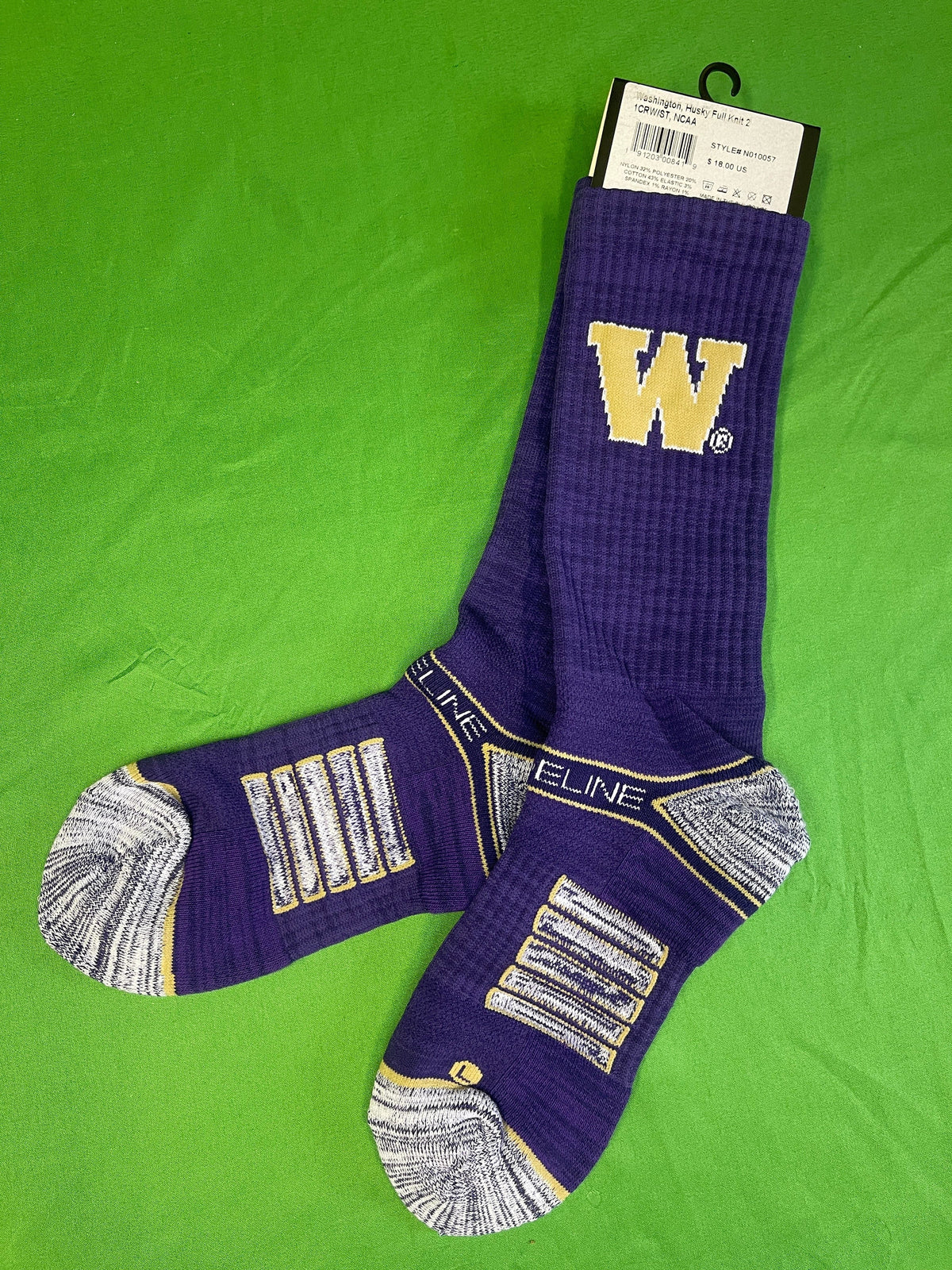 NCAA Washington Huskies Purple Socks Medium/Large NWT