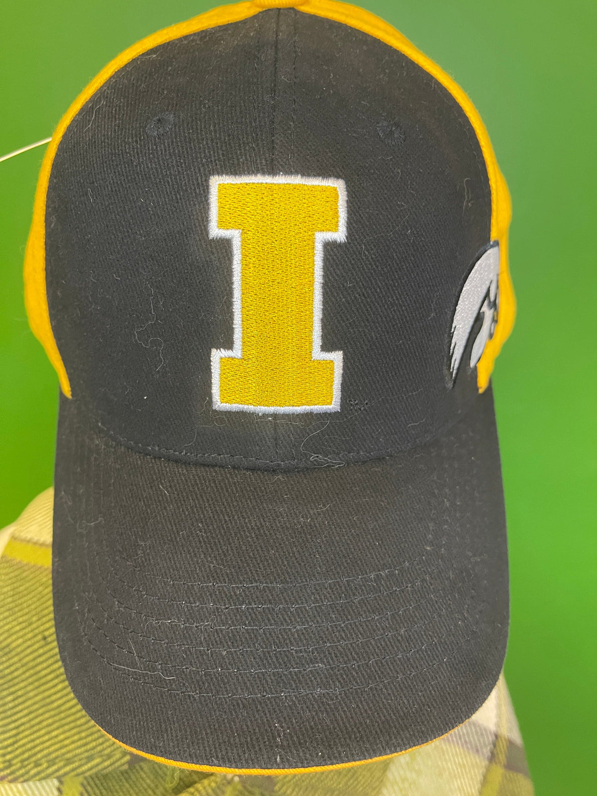 NCAA Iowa Hawkeyes 100% Cotton Strapback Hat/Cap OSFM