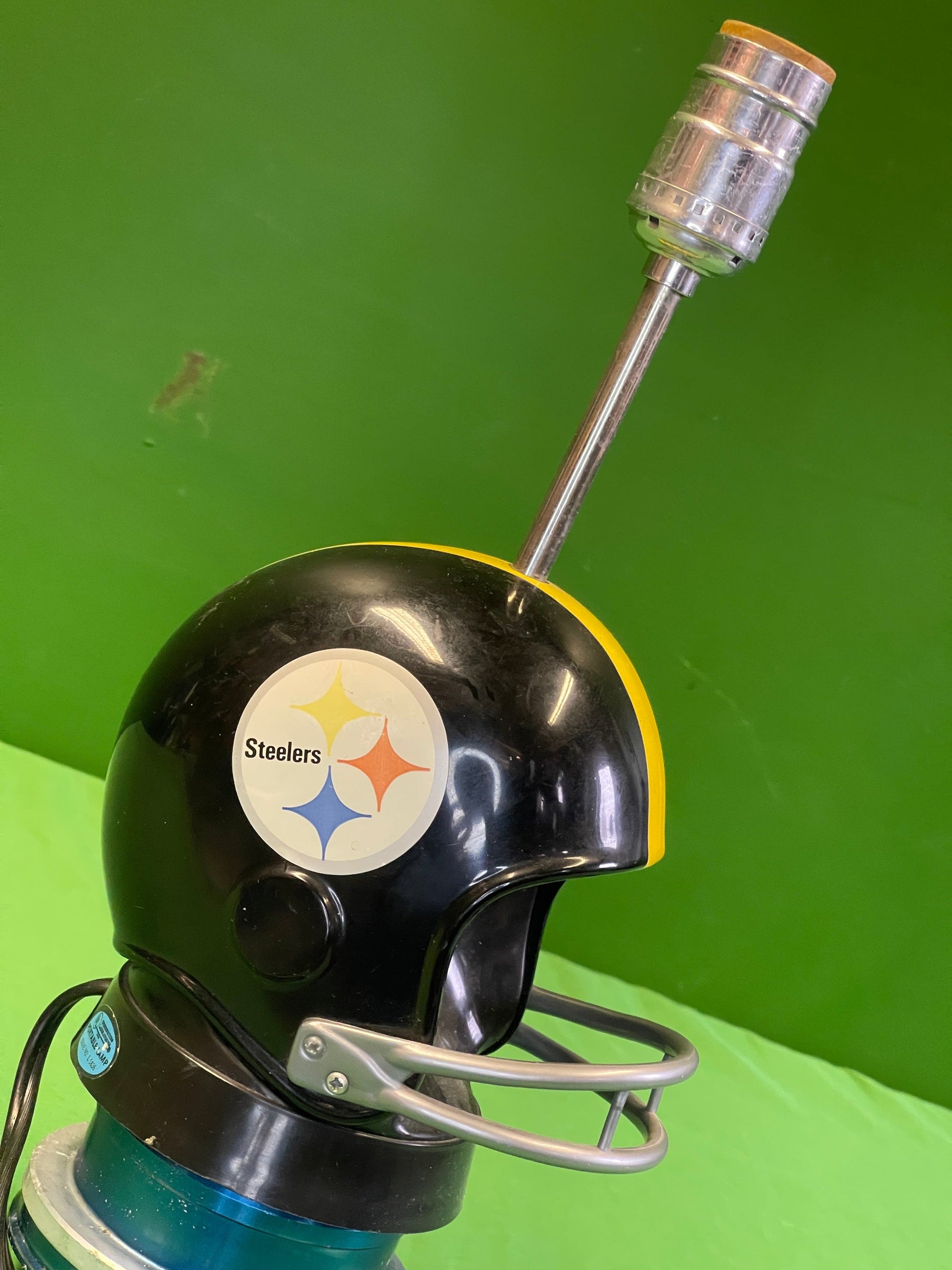 NFL Pittsburgh Steelers Vintage Table Lamp (Needs Shade)