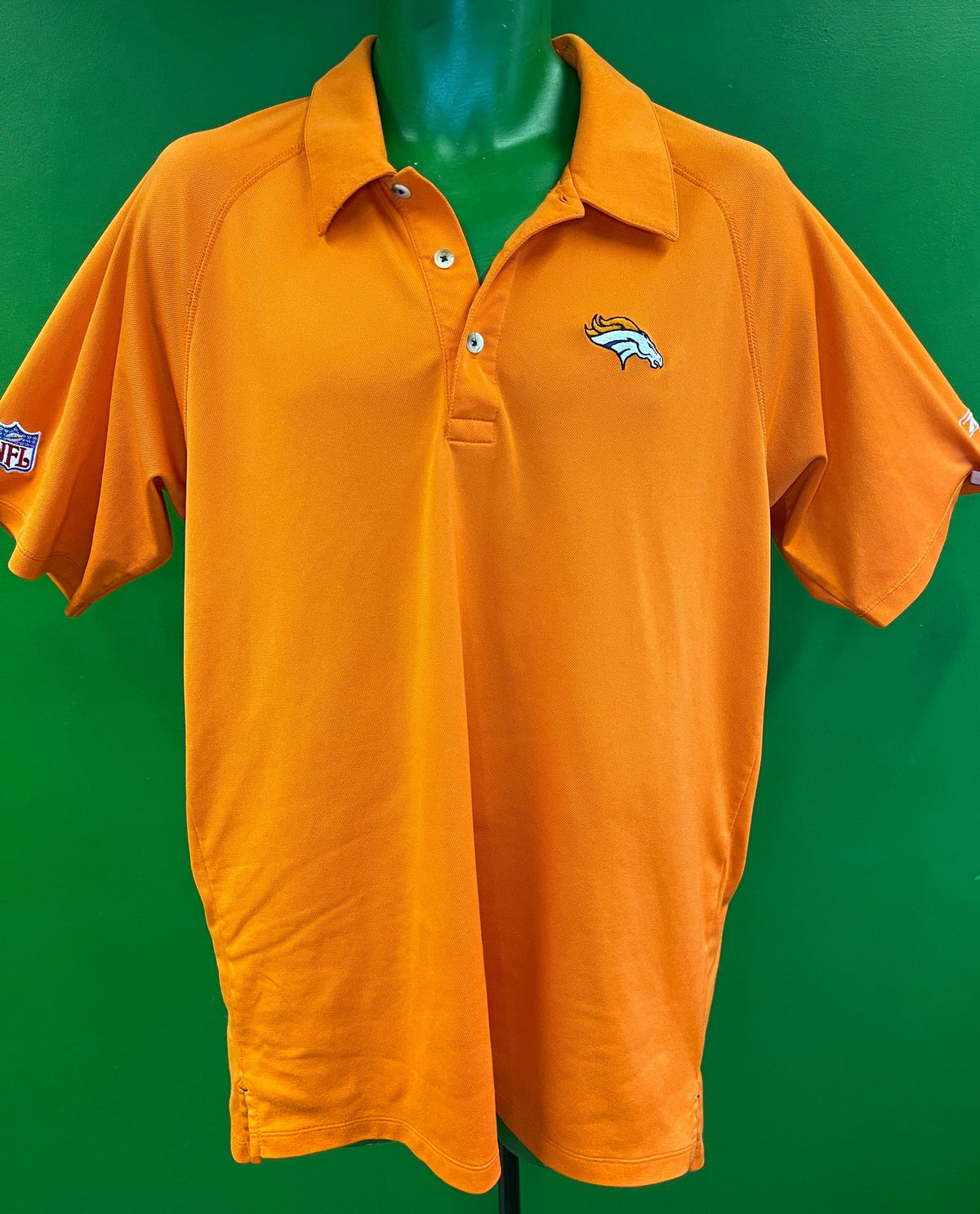 NFL Denver Broncos Lightweight Orange Golf Polo Shirt Men's Medium