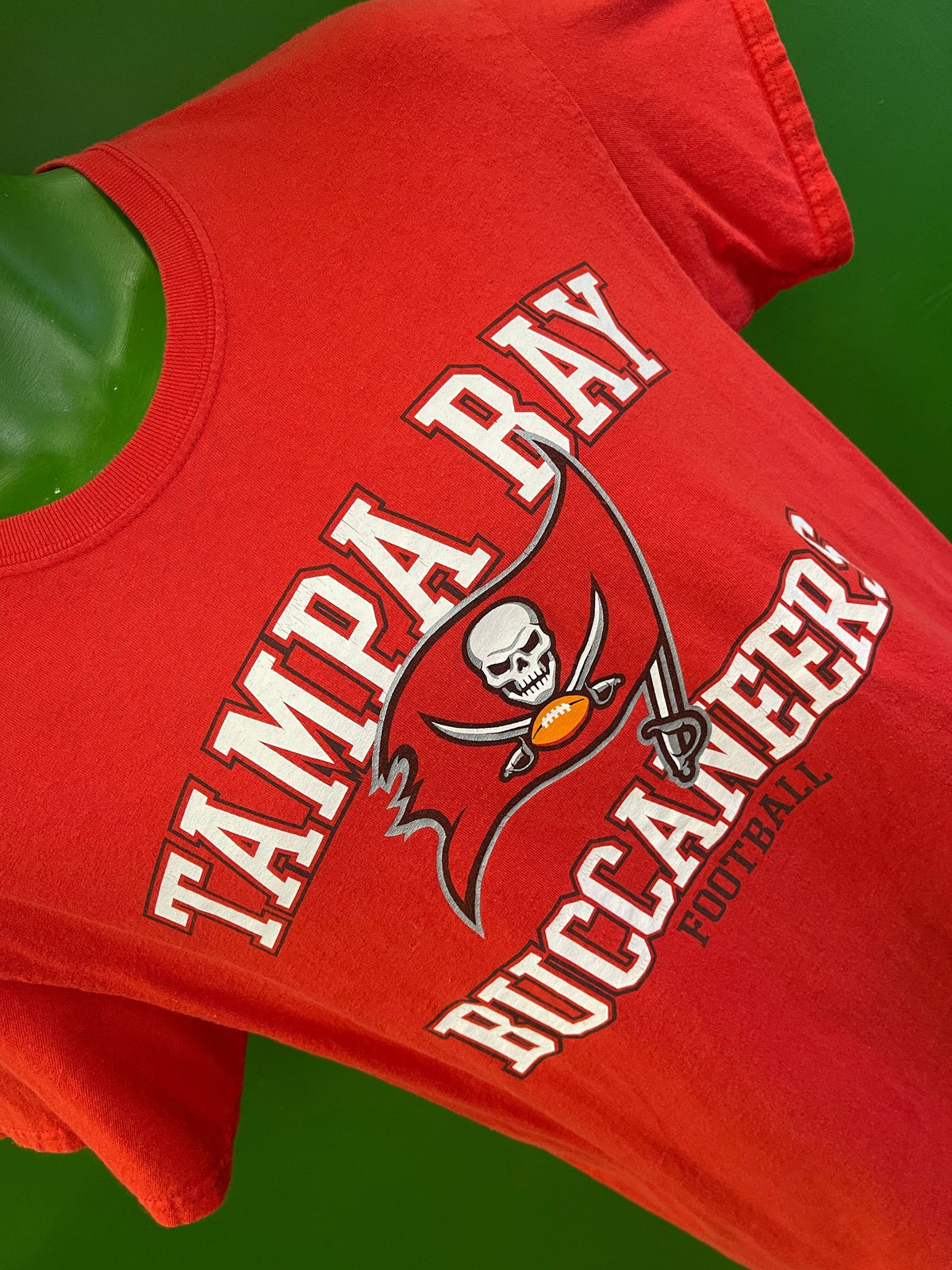 NFL Tampa Bay Buccaneers Majestic 100% Cotton T-Shirt Men's Medium
