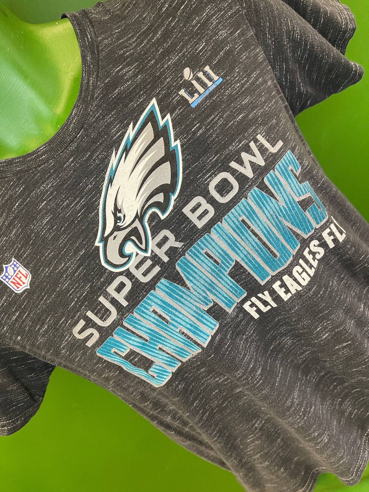 NFL Philadelphia Eagles Fanatics Super Bowl LII Grey T-Shirt Youth Medium 10-12