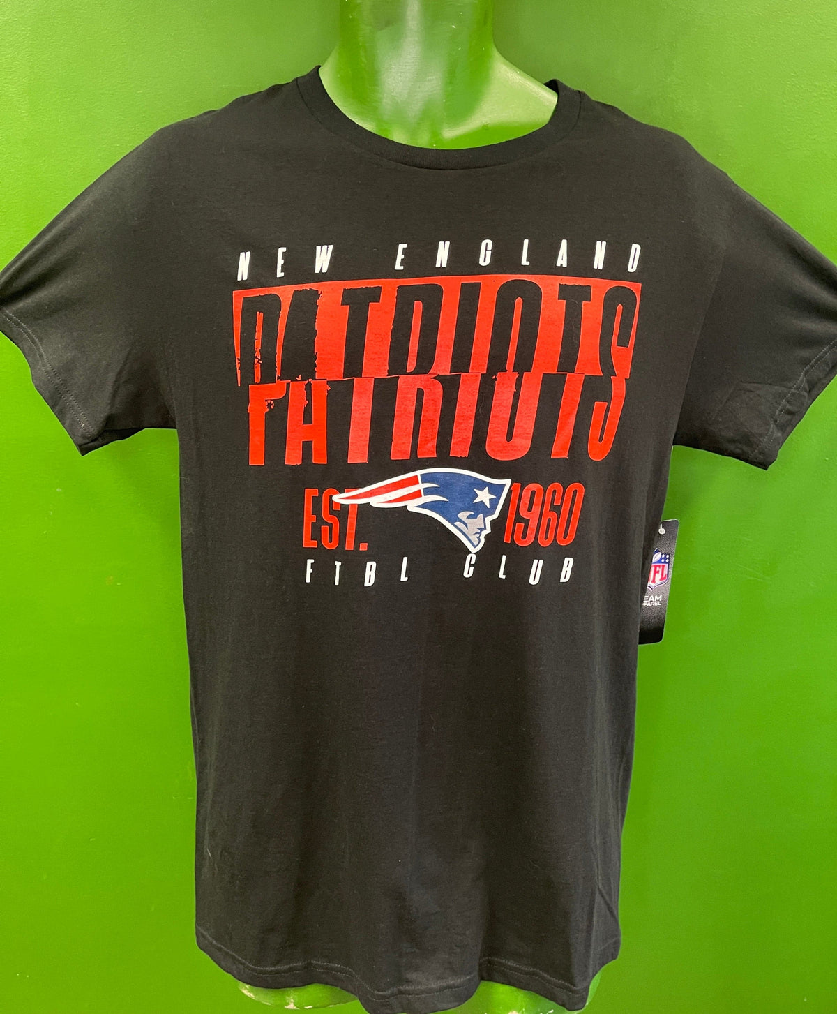 NFL New England Patriots 100% Cotton Black T-Shirt Men's Medium NWT