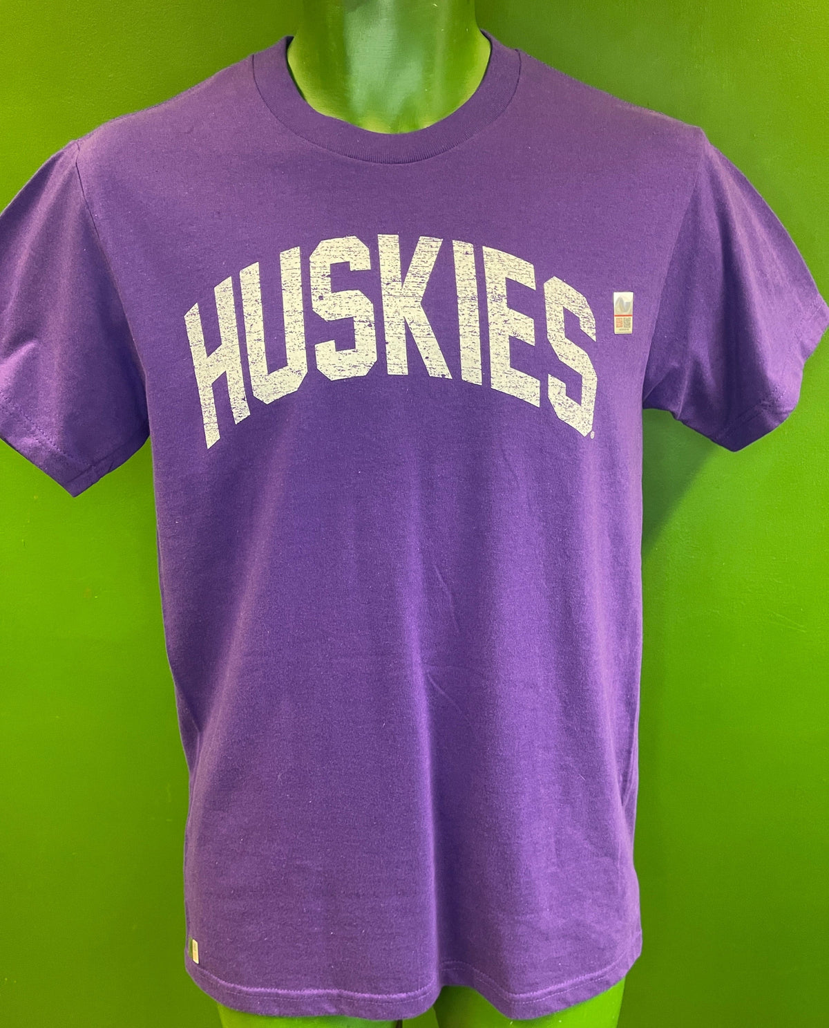 NCAA Washington Huskies 100% Cotton T-Shirt Women's Small NWT