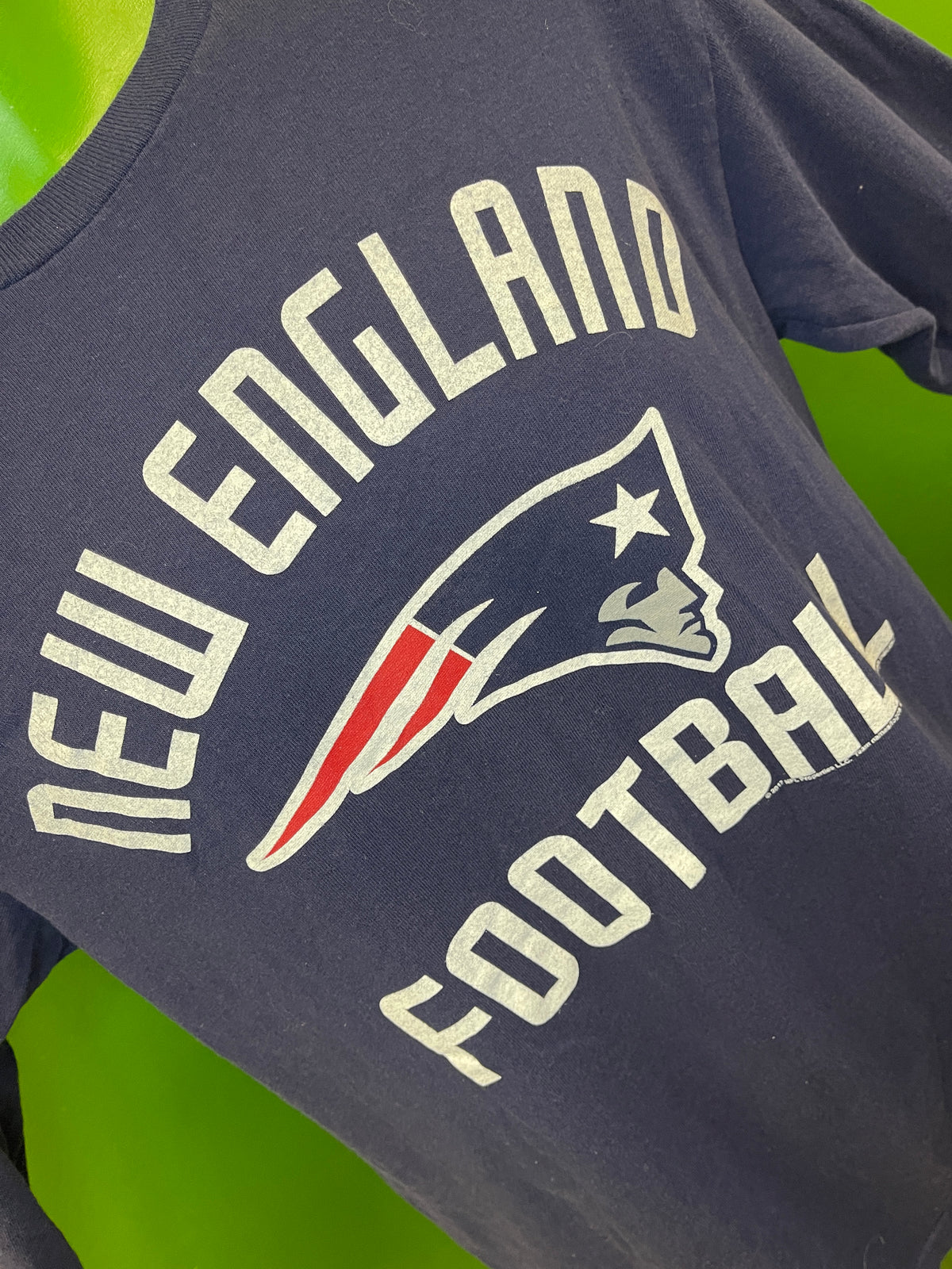 NFL New England Patriots 100% Cotton L/S T-Shirt Men's Medium