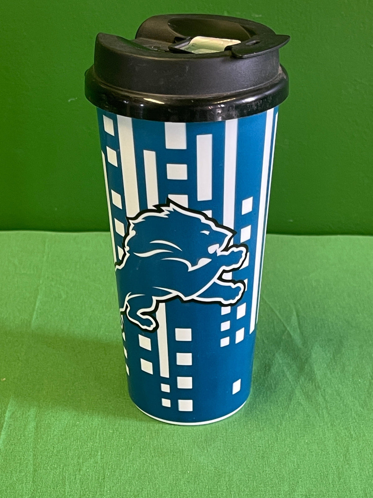 NFL Detroit Lions 16 oz Double Wall Plastic Travel Cup NWT