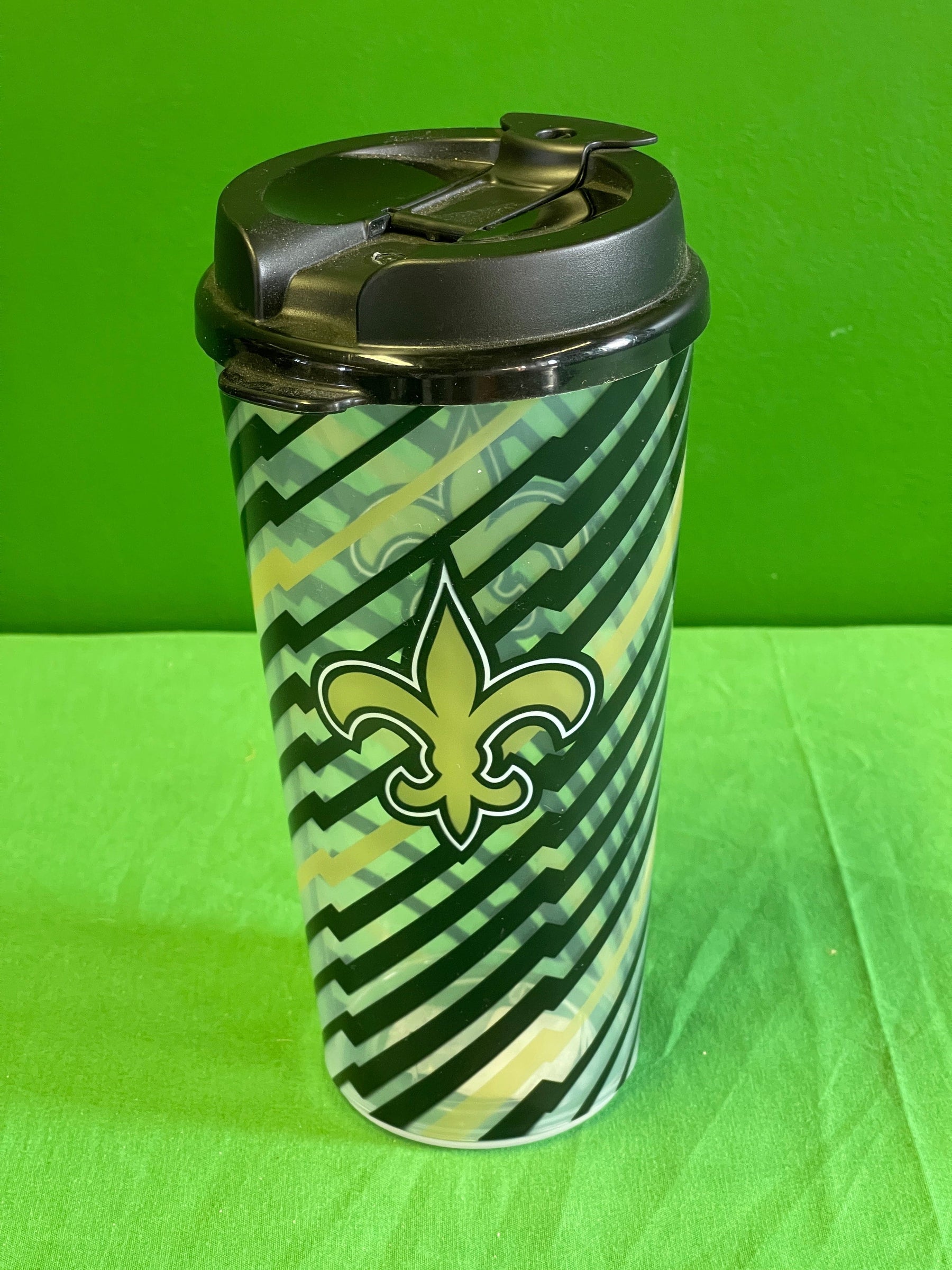 NFL New Orleans Saints 32 oz Plastic Tumbler w/Lid NWT