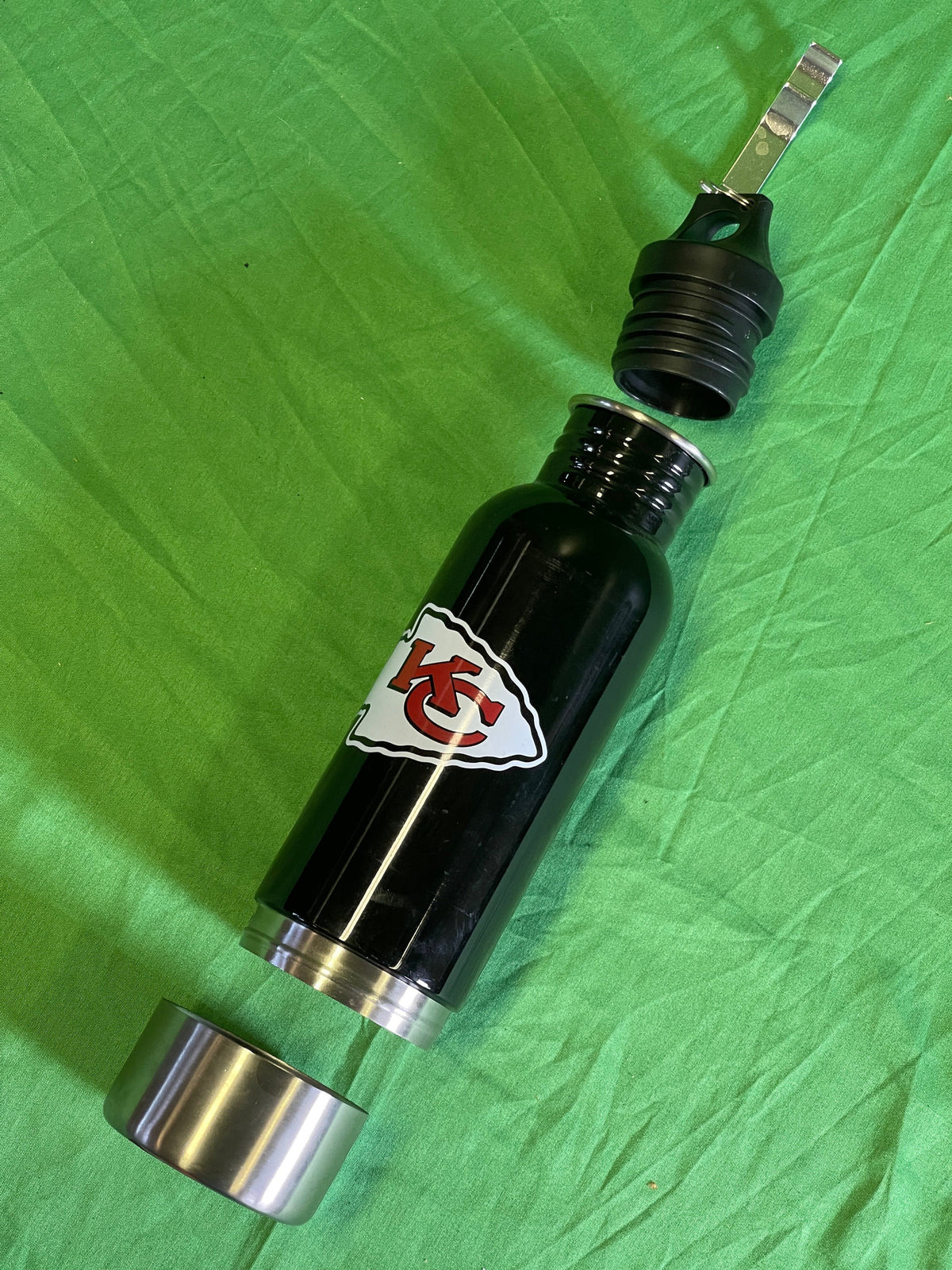 NFL Kansas City Chiefs Aluminium Bottle Chiller w/Opener NWOT
