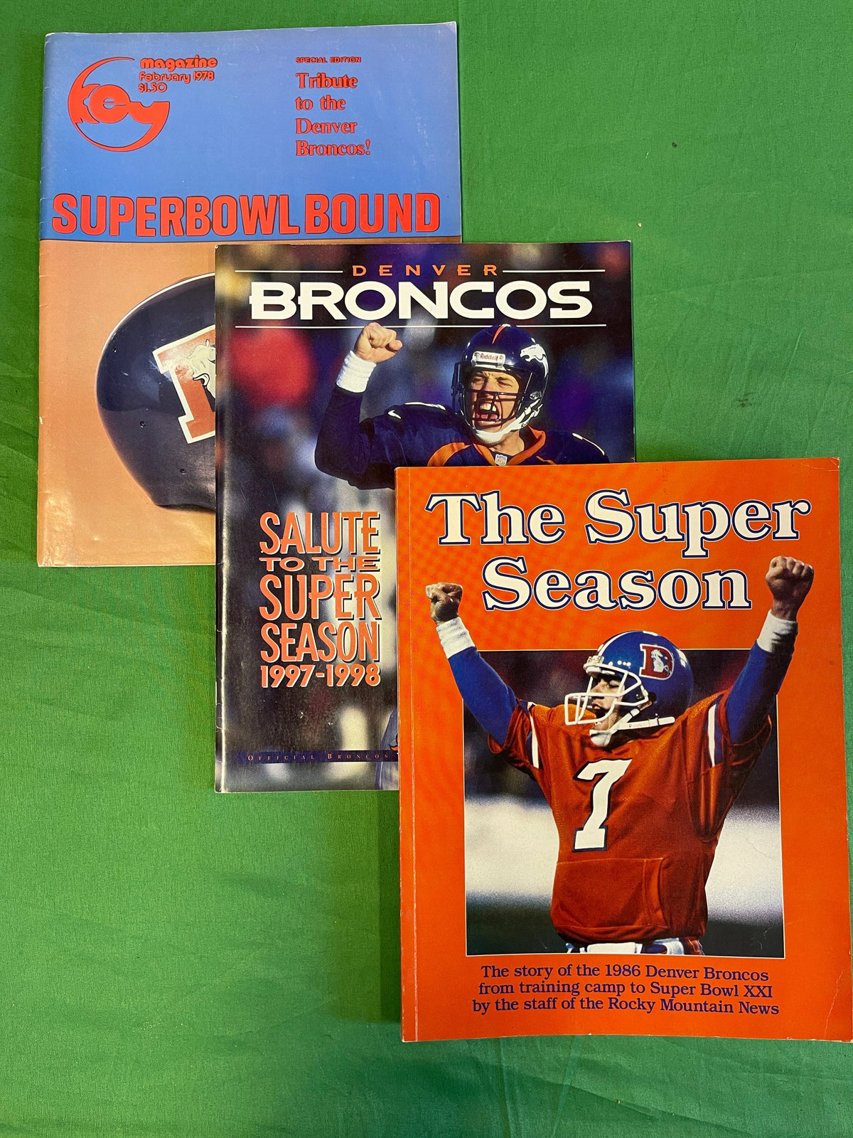 NFL Denver Broncos Lot of 3 Vintage Super Bowl XII, XXI, XXXII Books/Magazines