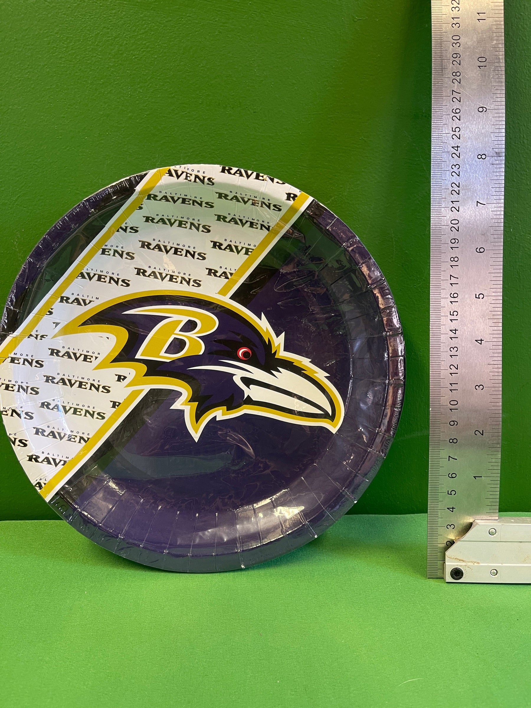 NFL Baltimore Ravens Set of 8 9.75" Disposable Party Paper Plates NWT
