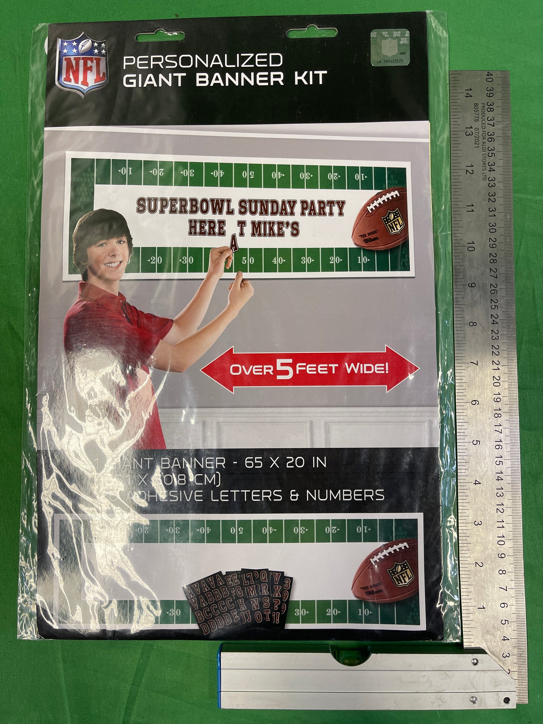 NFL American Football Personalised 65" x 20" Giant Party Banner Kit NWT