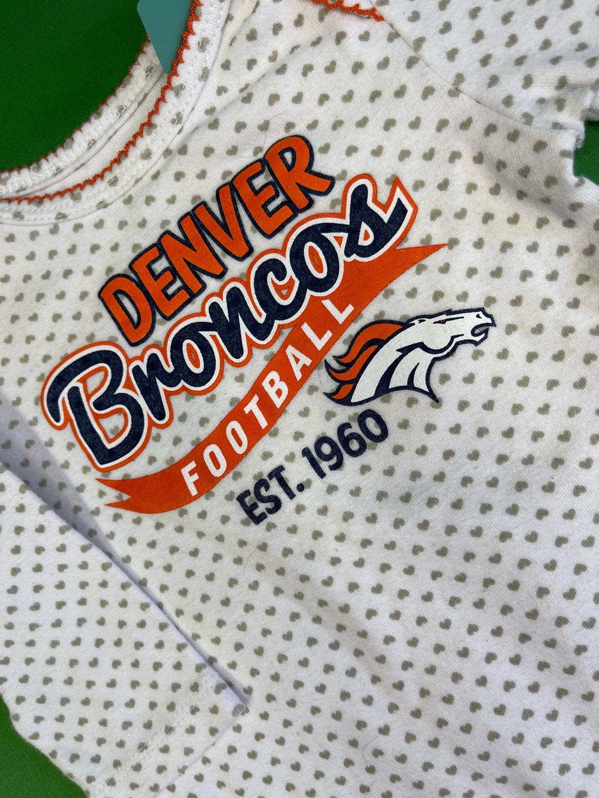 NFL Denver Broncos Heart Pattern L/S Bodysuit/Vest Infant Baby 6-9 Months