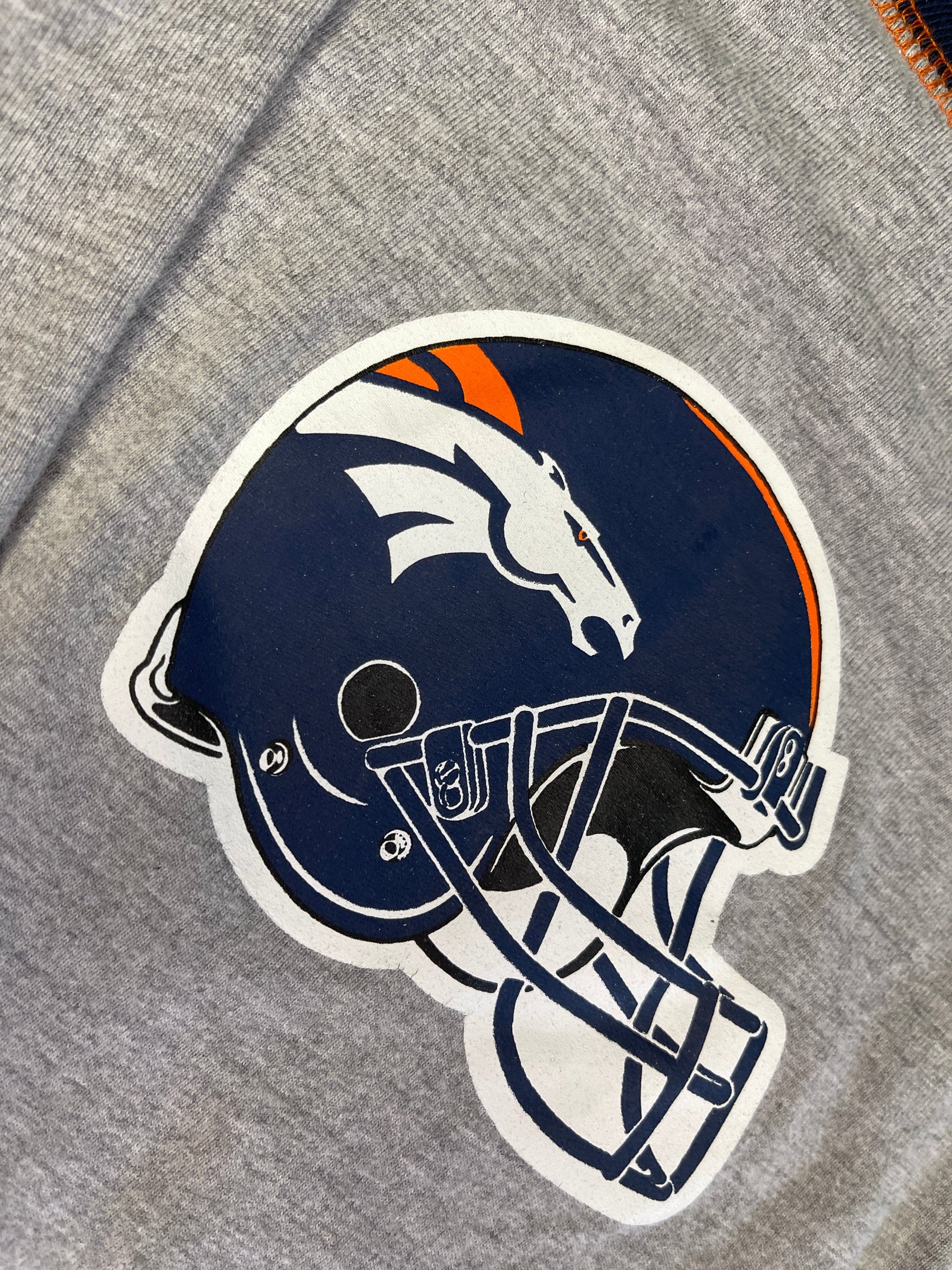 NFL Denver Broncos Heathered Grey L/S Bodysuit/Vest Infant Baby 12 Months