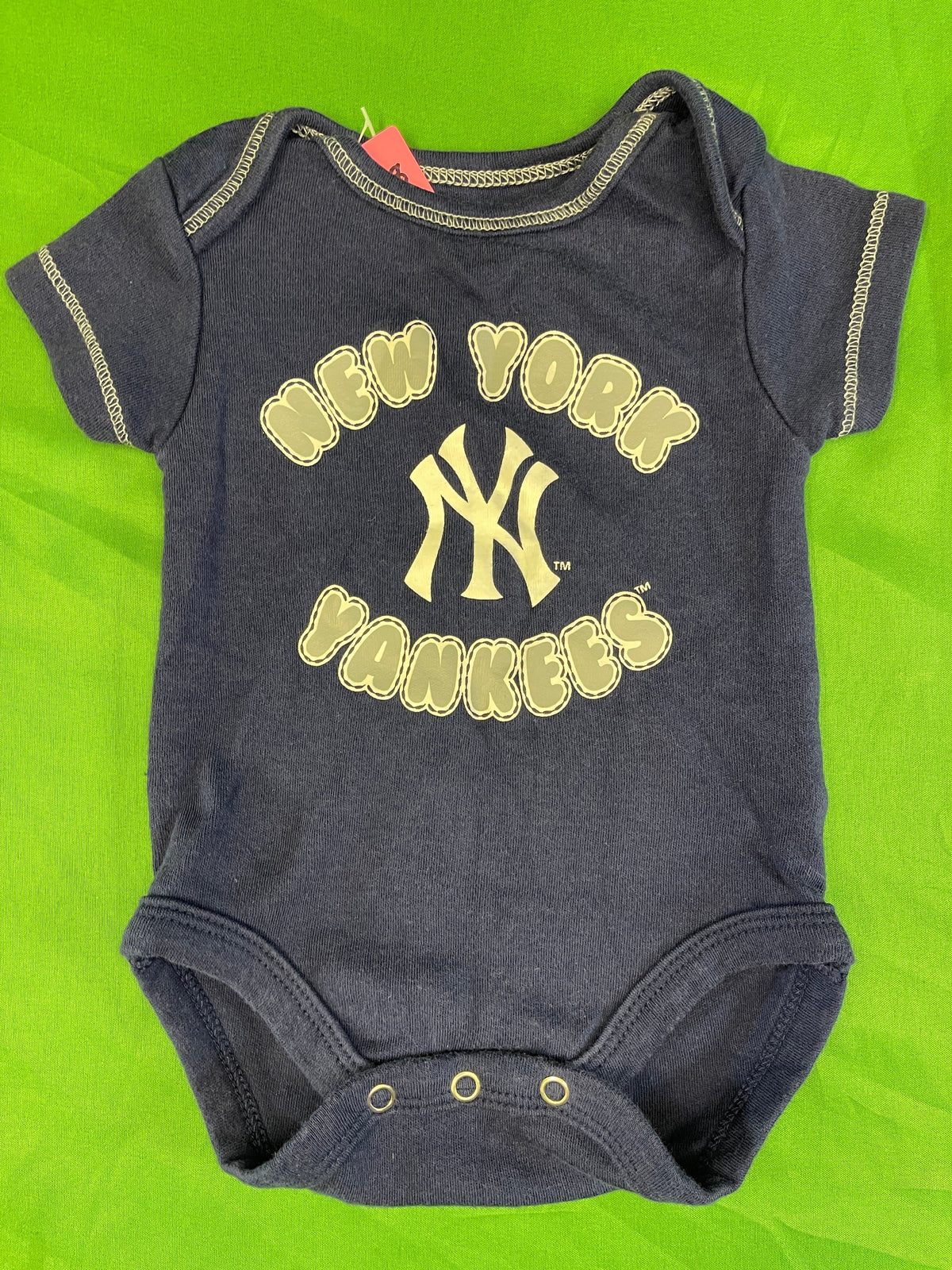 MLB New York Yankees 100% Cotton Bodysuit/Vest Infant Newborn