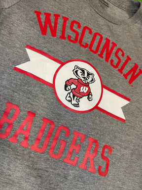 NCAA Wisconsin Badgers Heathered Grey T-Shirt Youth Small