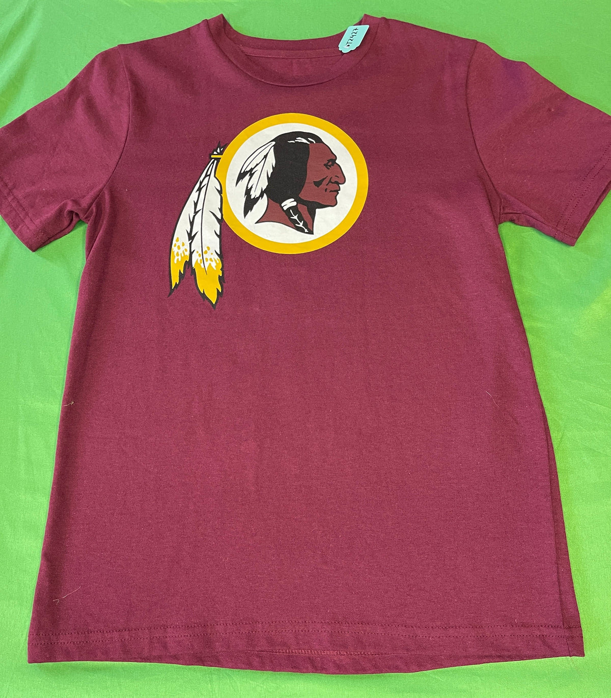 NFL Washington Commanders (Redskins) Logo T-Shirt Youth Medium 10-12