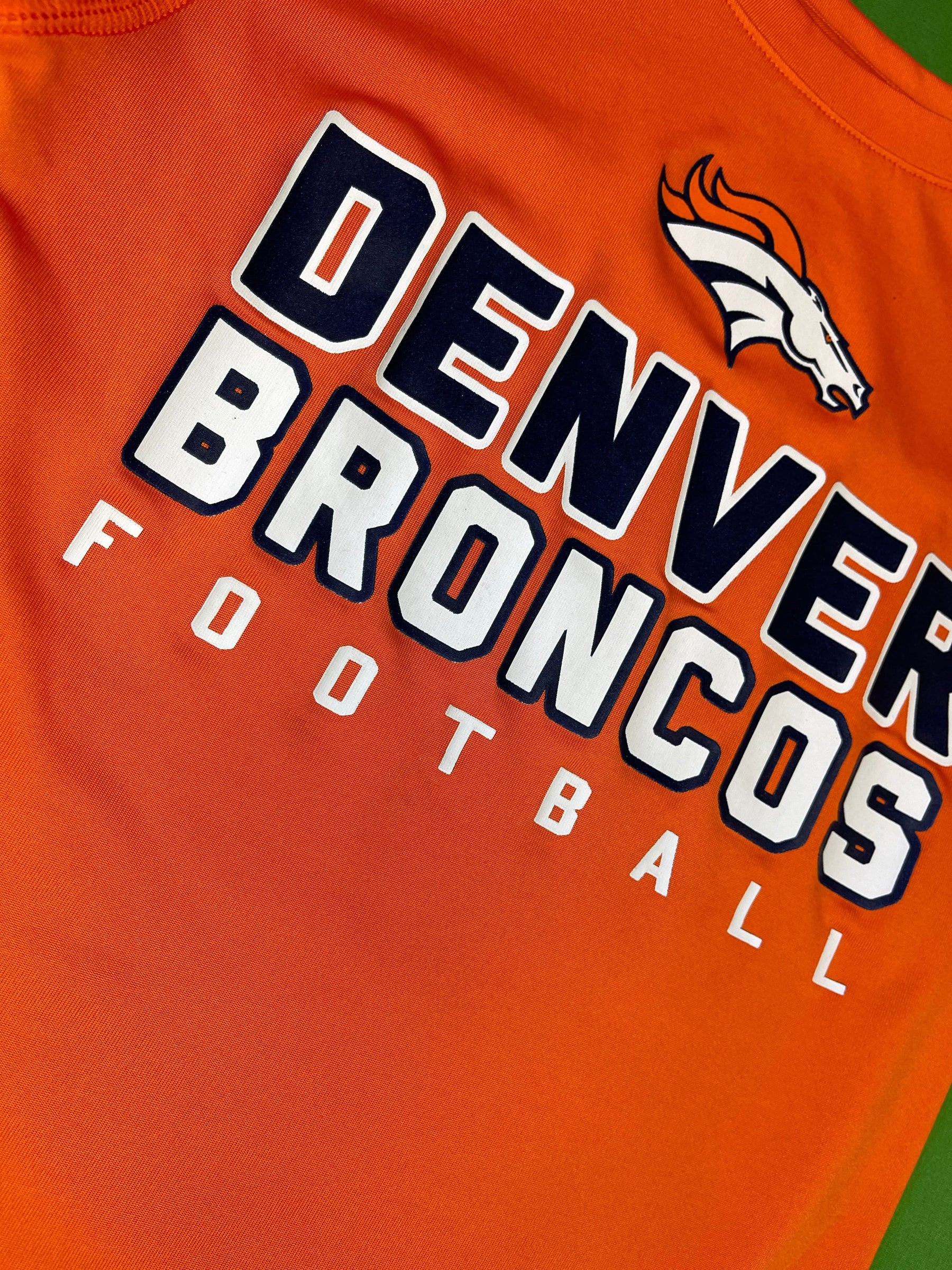 NFL Denver Broncos Dri-Tek Orange T-Shirt Youth X-Small 4