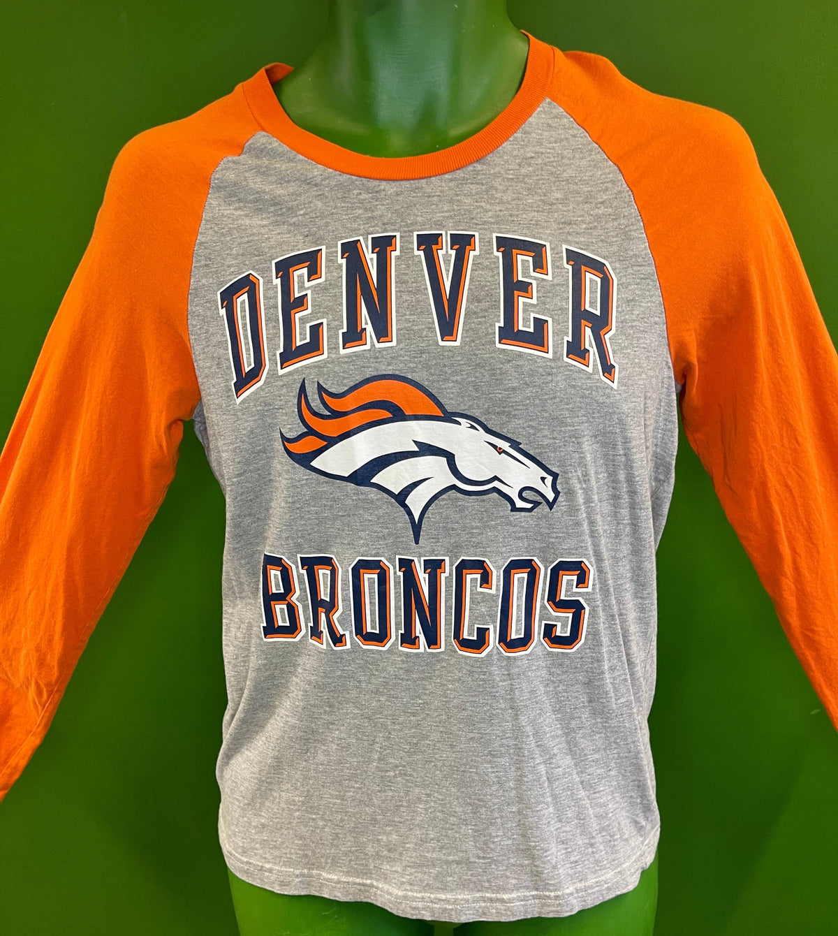 NFL Denver Broncos Raglan L/S T-Shirt Youth Large 14-16