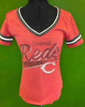 MLB Cincinnati Reds Shiny V-Neck T-Shirt Women's Small