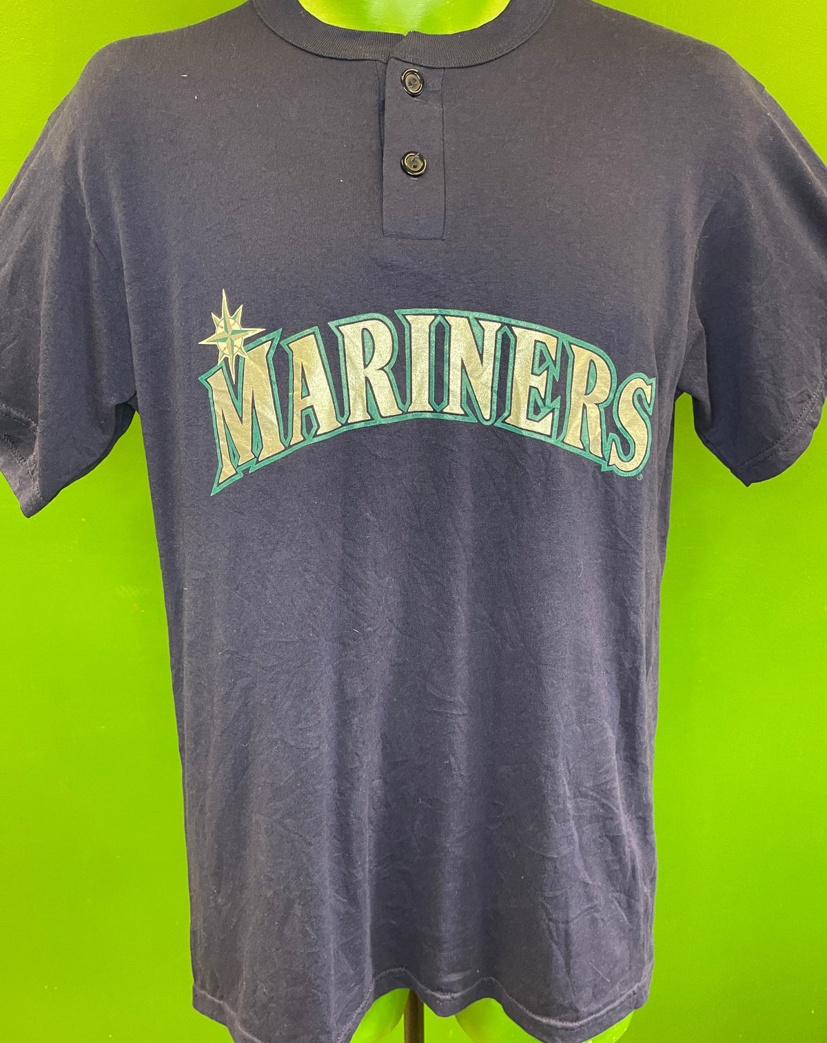 MLB Seattle Mariners Majestic Shiny Henley Collar T-Shirt Men's Medium