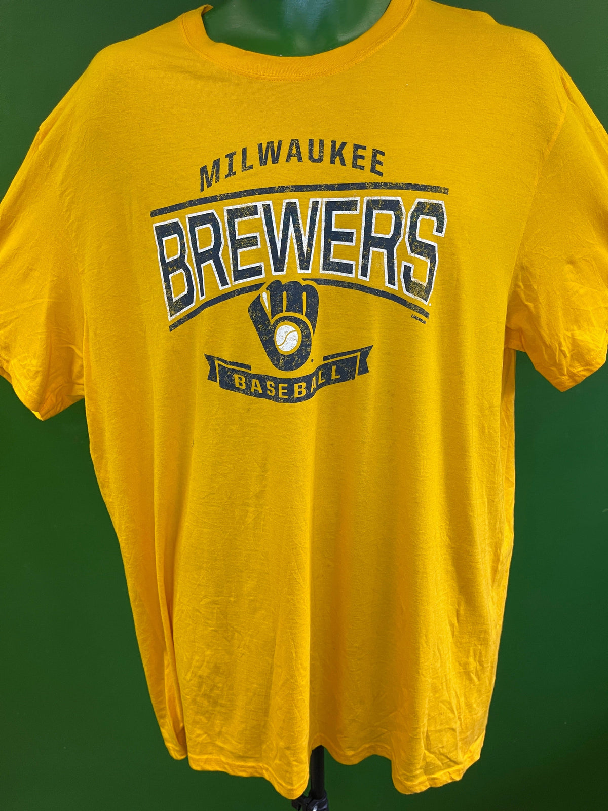 MLB Milwaukee Brewers 100% Cotton T-Shirt Men's X-Large