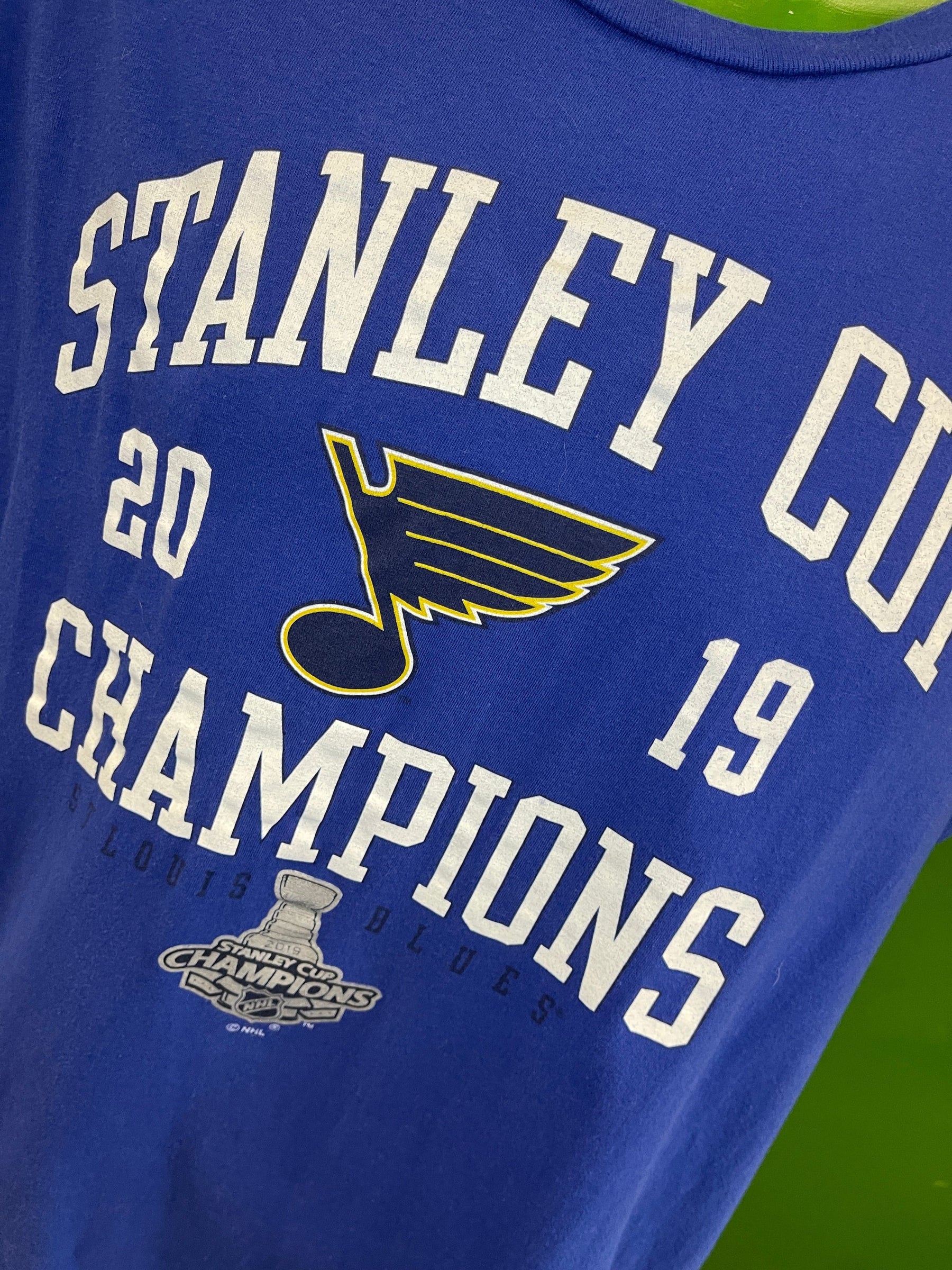 NHL St. Louis Blues 2019 Stanley Cup Champions T Shirt Men s Medium