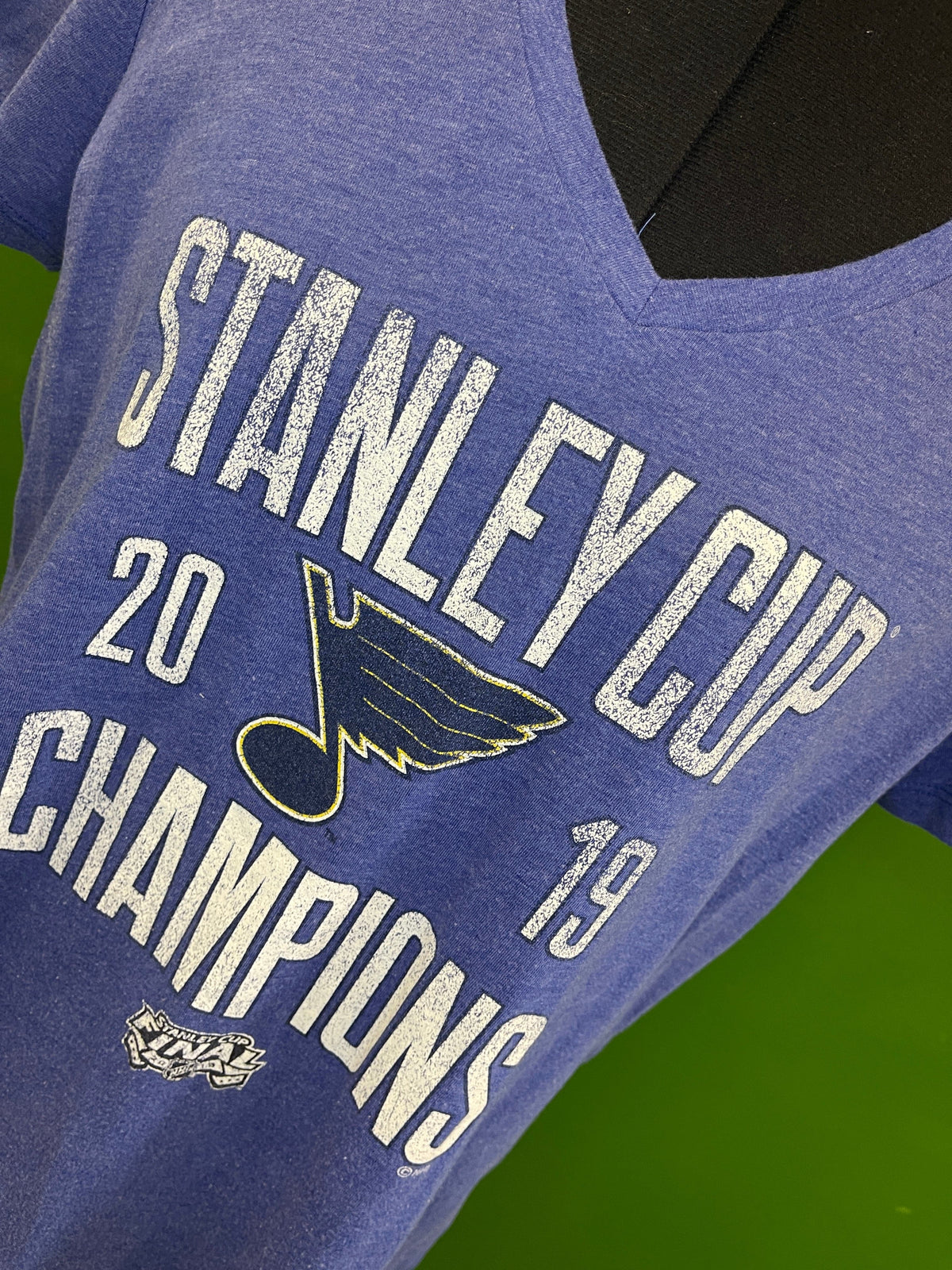 NHL St. Louis Blues Fanatics 2019 Stanley Cup Champions T-Shirt Women's Large