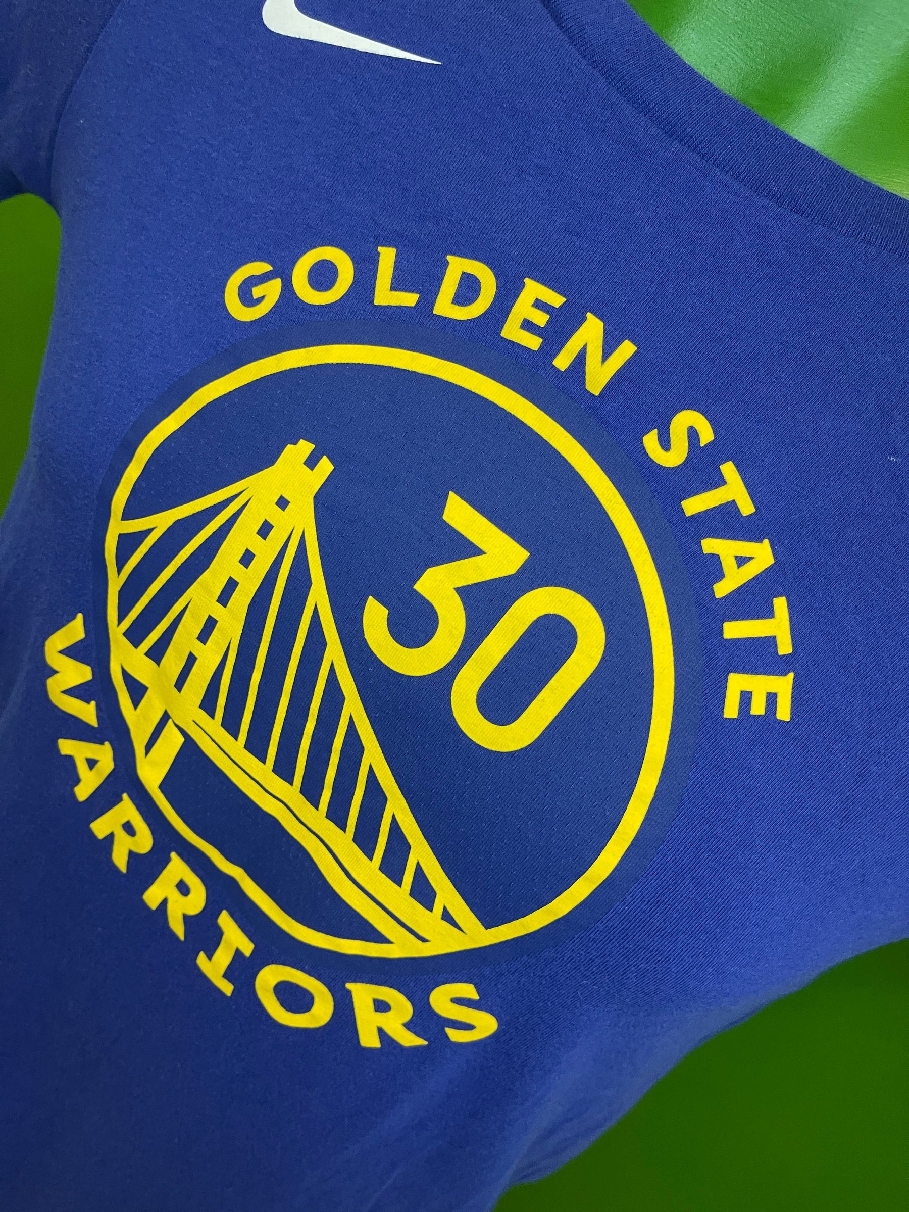 NBA Golden State Warriors Stephen Curry #30 T-Shirt Youth Medium 10-12