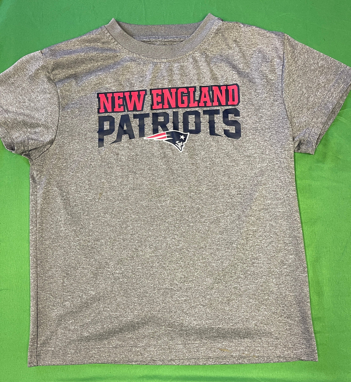 NFL New England Patriots Heathered Grey T-Shirt Youth Small 6-7