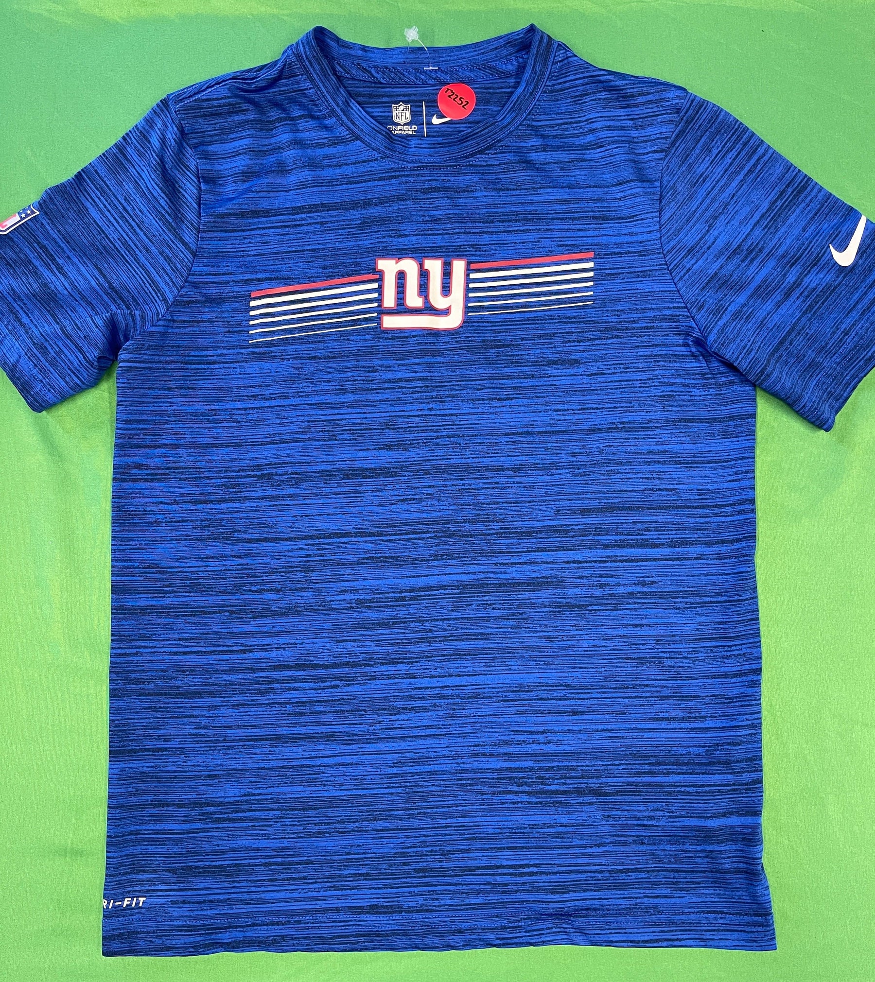 NFL New York Giants Dri-Fit Space Dye T-Shirt Youth Medium 10-12