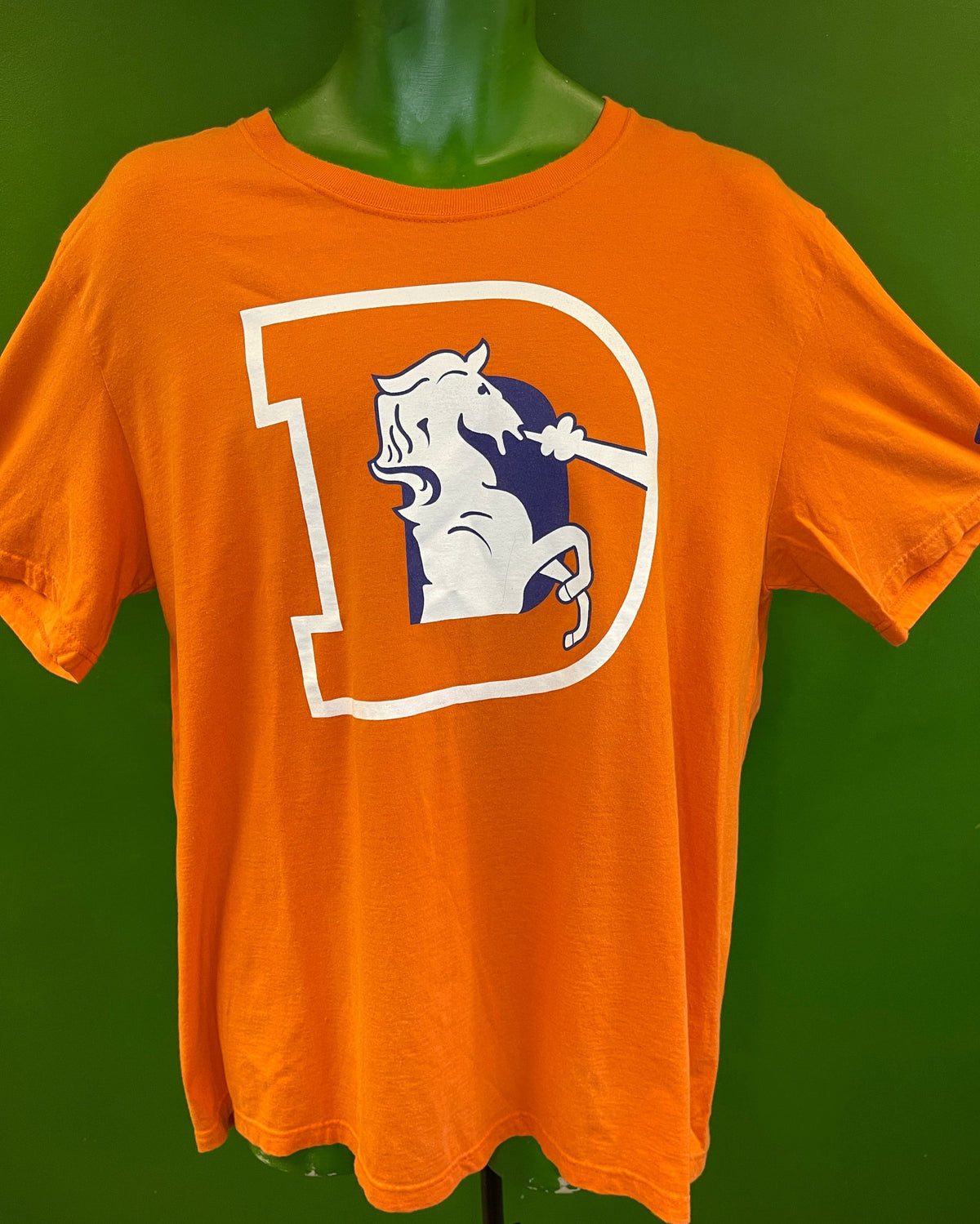 NFL Denver Broncos Vintage Logo T-Shirt Men's X-Large