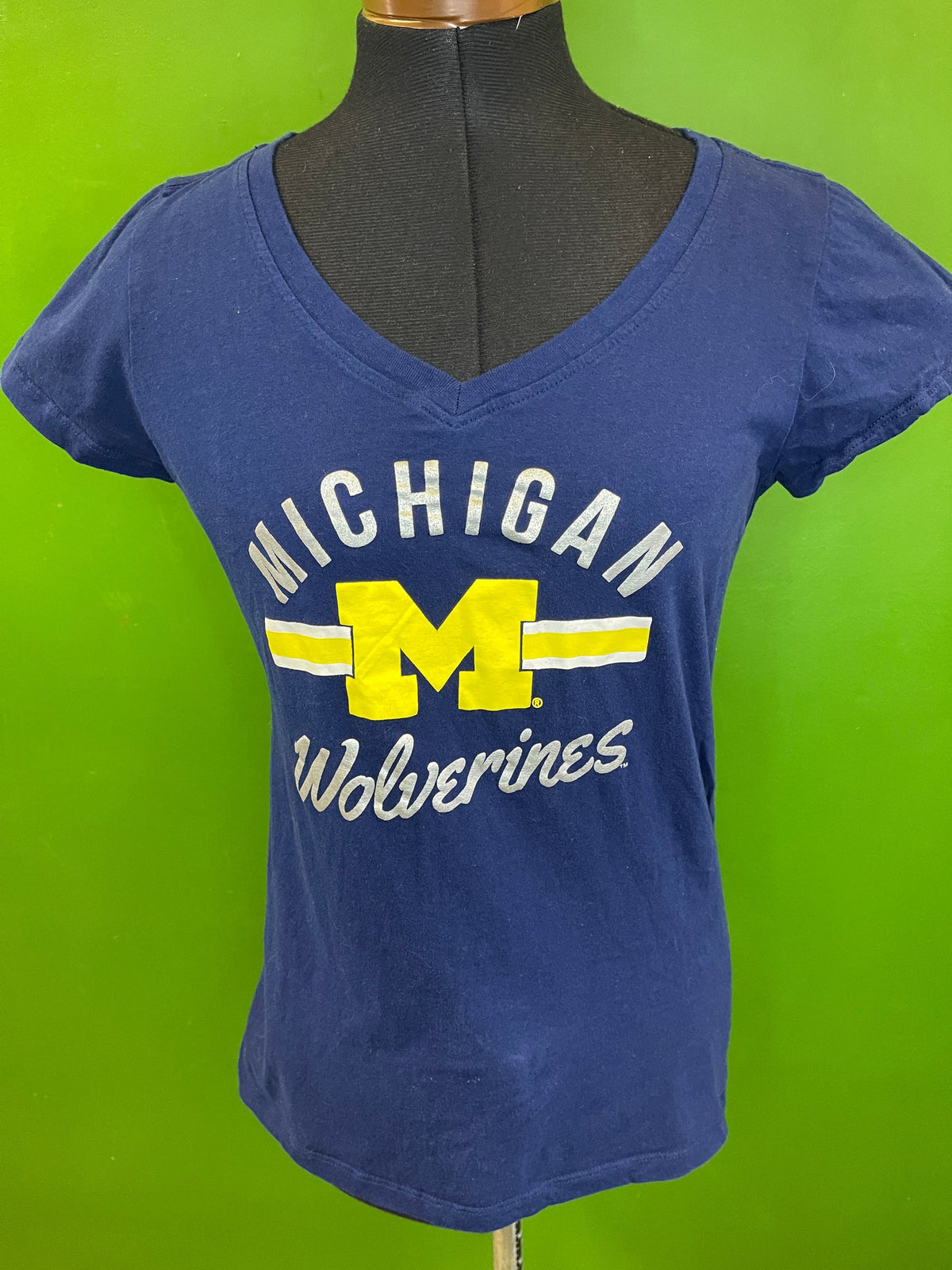 NCAA Michigan Wolverines 100% Cotton T-Shirt Women's Large