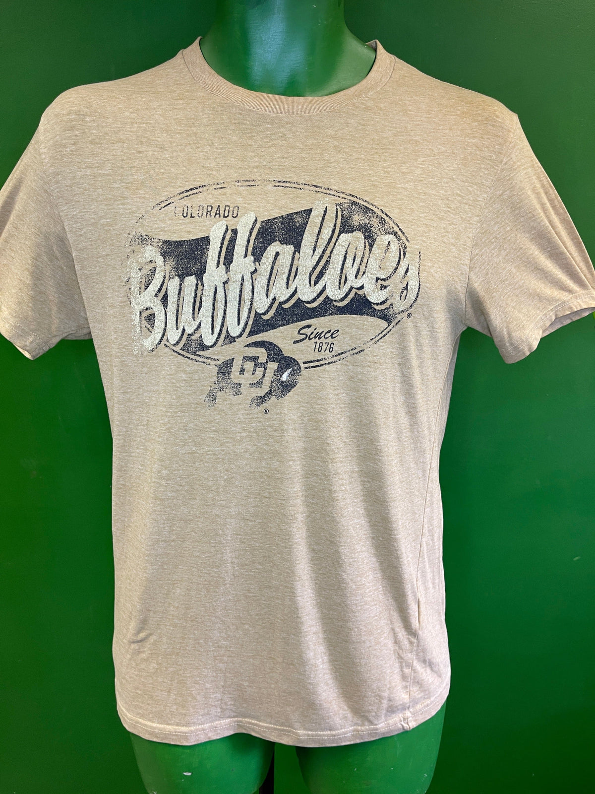 NCAA Colorado Buffaloes Vintage Style T-Shirt Men's Small