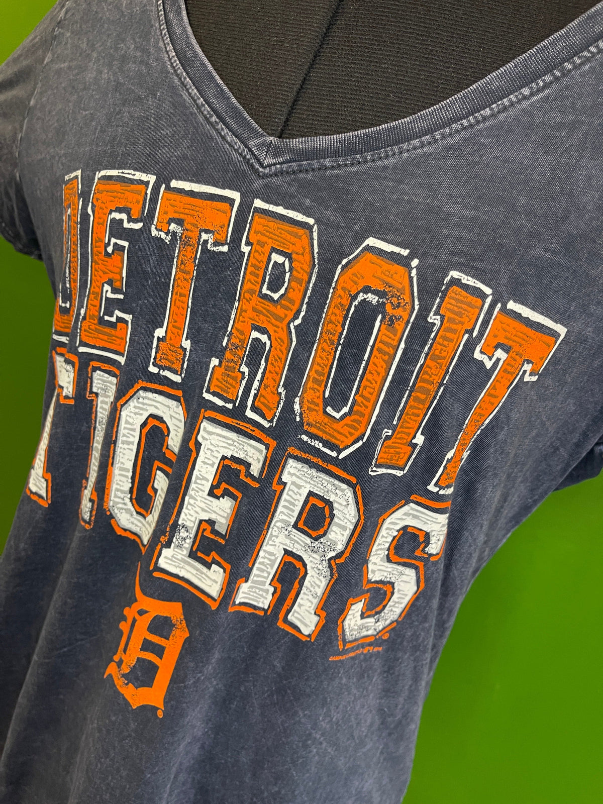 MLB Detroit Tigers Blue Stone Wash T-Shirt Women's Large