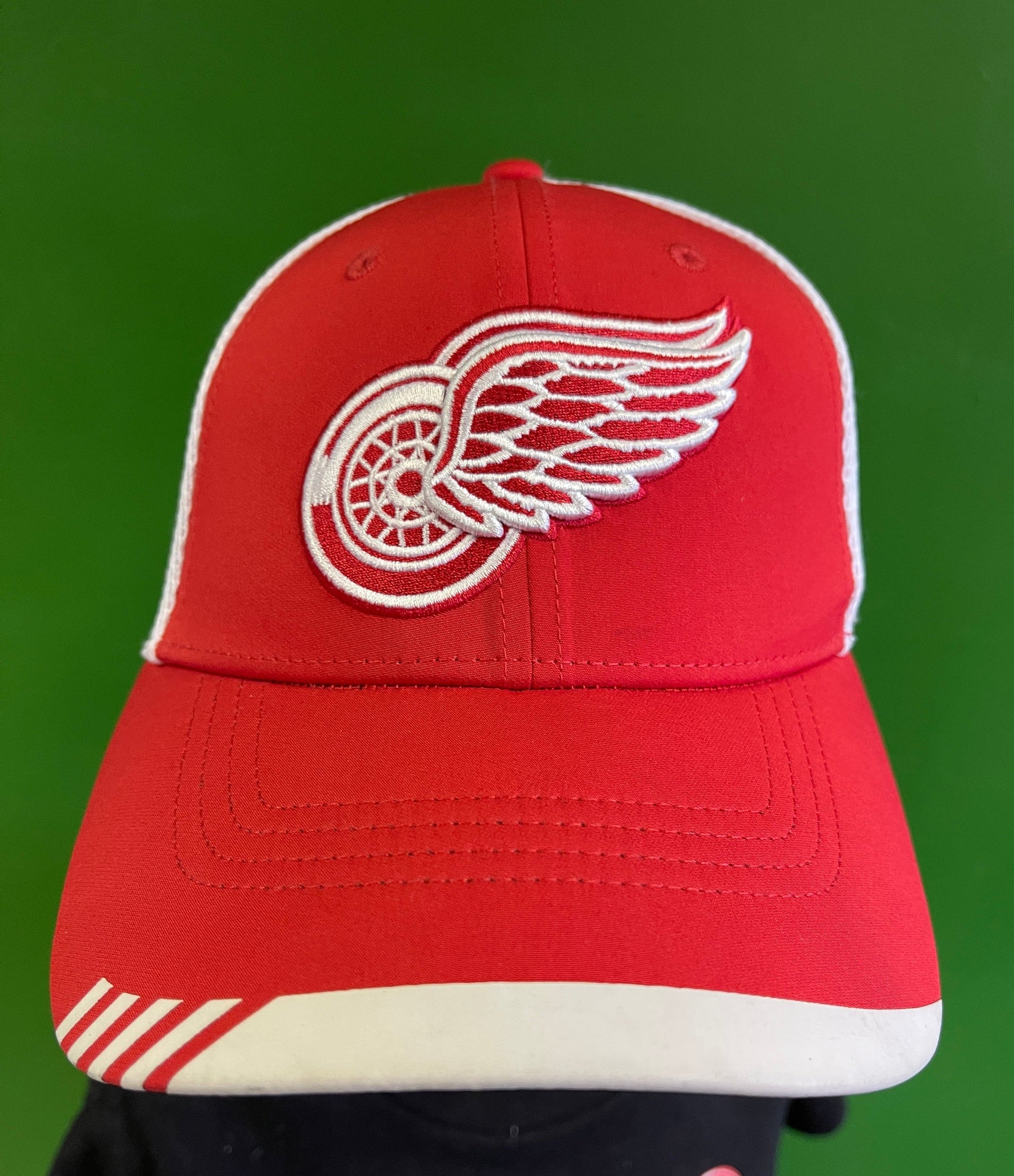 NHL Detroit Red Wings Fanatics Trucker Mesh Hat/Cap Men's OSFM