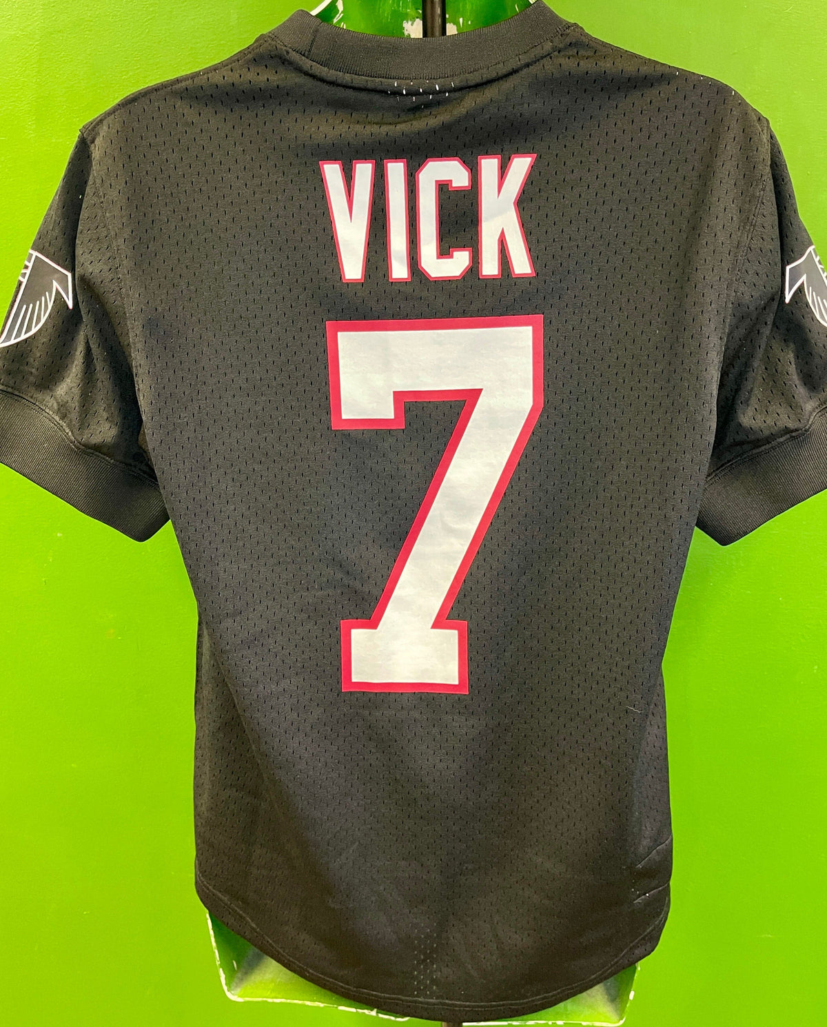 NFL Atlanta Falcons Michael Vick #7 Mitchell & Ness Jersey Men's Medium