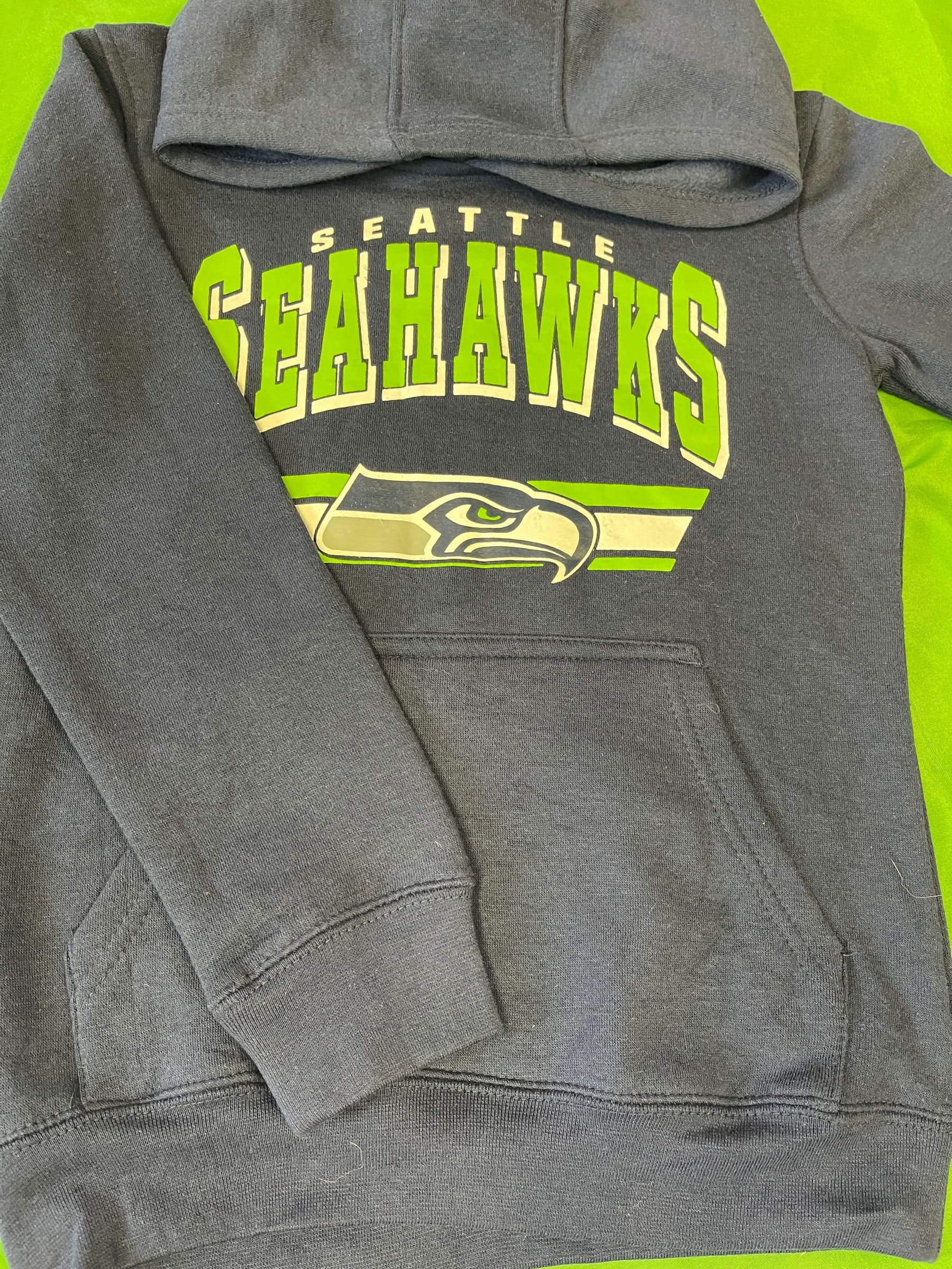 NFL Seattle Seahawks Navy Pullover Hoodie Youth Small NWT