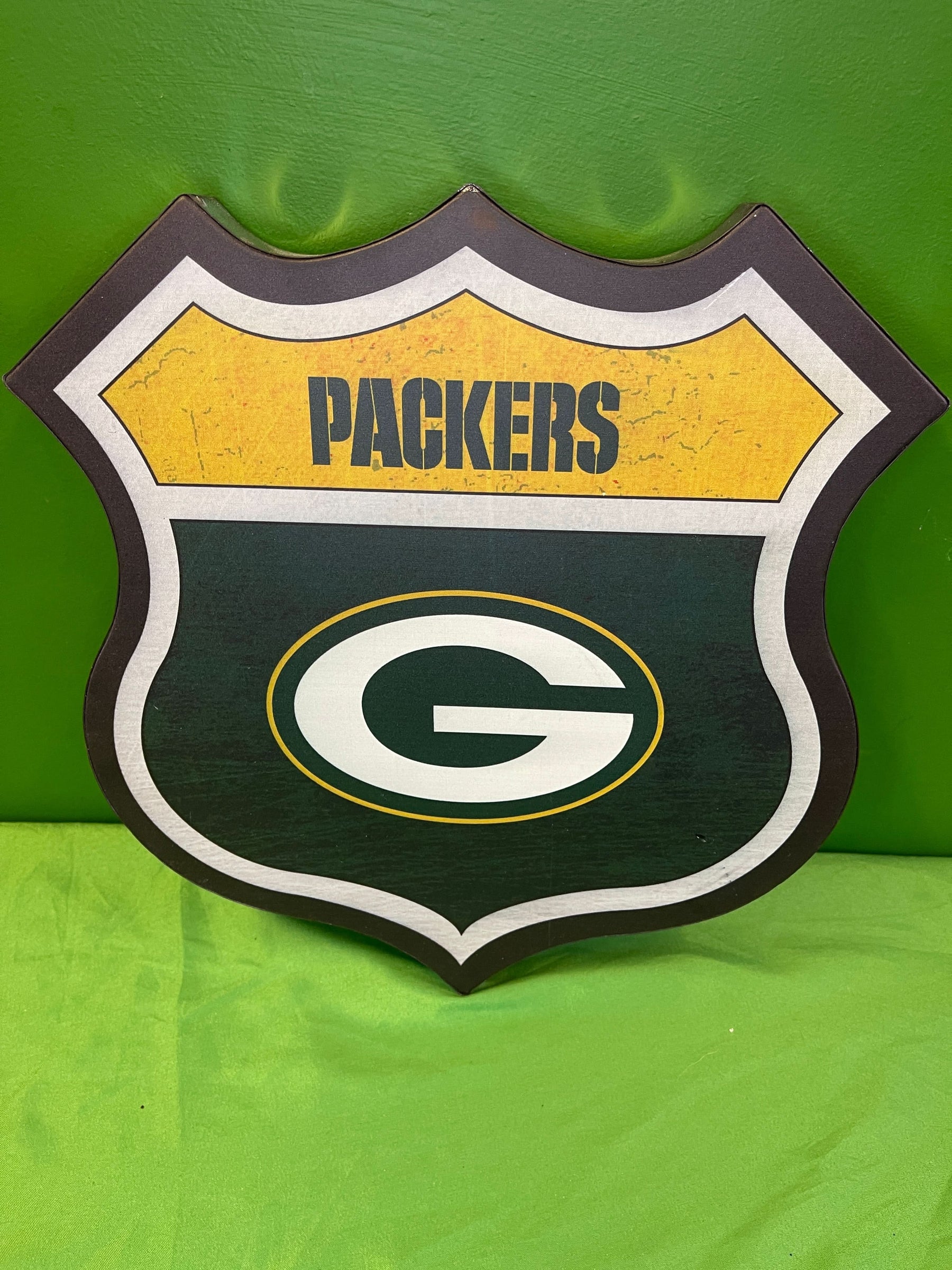 NFL Green Bay Packers FOCO Vintage 13-inch Metal Wall Sign NWT