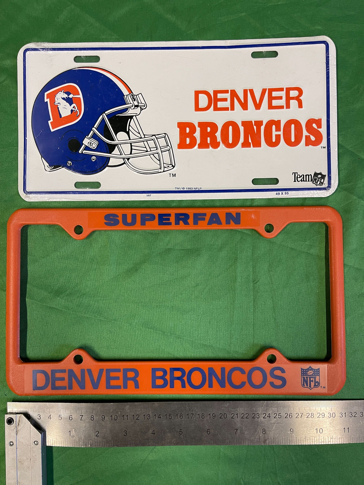 NFL Denver Broncos Licence Plate Sign & Frame